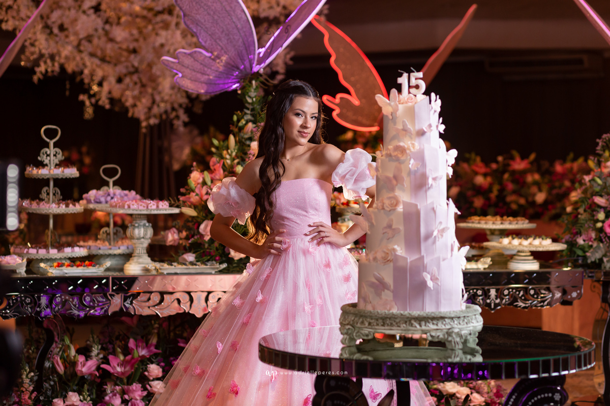 Adrielle Peres Fotografia, Alex Videos; DECORAÇÃO: Silvia Flores Eventos, DJ: Matheus Lazaretti, PISTA DE LED: Pixel Led, DRINKS: Jumper Bartenders, Baly Energy Drink, Poppi Corner, Amantine Chocolate, VW beauty, Clube Gremio Fronteira - Ararangua/SC