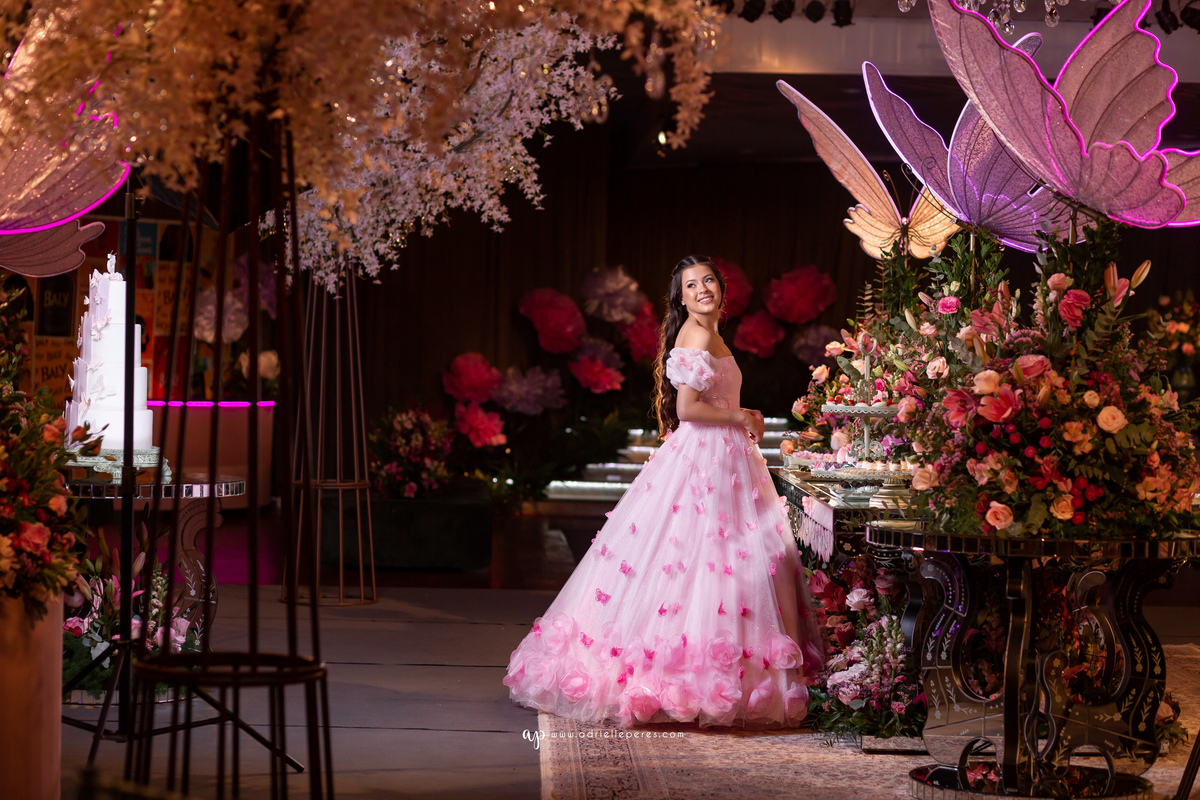 Adrielle Peres Fotografia, Alex Videos; DECORAÇÃO: Silvia Flores Eventos, DJ: Matheus Lazaretti, PISTA DE LED: Pixel Led, DRINKS: Jumper Bartenders, Baly Energy Drink, Poppi Corner, Amantine Chocolate, VW beauty, Clube Gremio Fronteira - Ararangua/SC