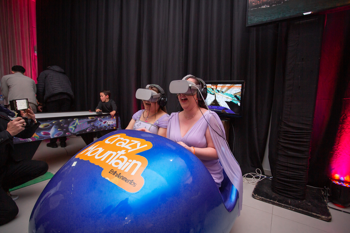 Festa de quinze anos em Sítio do Cassio - Balneario Gaivota - Sombrio - Praia Grande - Sao Joao do Sul - quinze anos - fotos - fotografa - fotografia - pista - decoração de balões - vestido - xv - make - ensaio 15 anos -Adrielle Peres Torres RS 