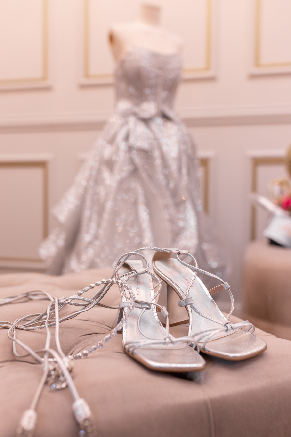 quinze anos gemeas Sítio do Cassio - Sombrio/SC
ASSESORIA: Teka Cerimoniais e Eventos
FOTOGRAFIA: Adrielle Peres Fotógrafa de quinze anos
VIDEO: Tríplice Filmes
VESTIDO: Noivas e Casais
DECORAÇÃO: Art Manha
ILUMINAÇÃO E SOM: Concorde 
