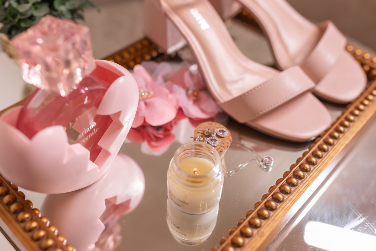 festa de quinze anos - vestido - flores - balada - debutante - fotografa de quinze anos - 15 anos - ensaio de fotos - doces - decoração - dj - Salão paroquial Torres - RS
