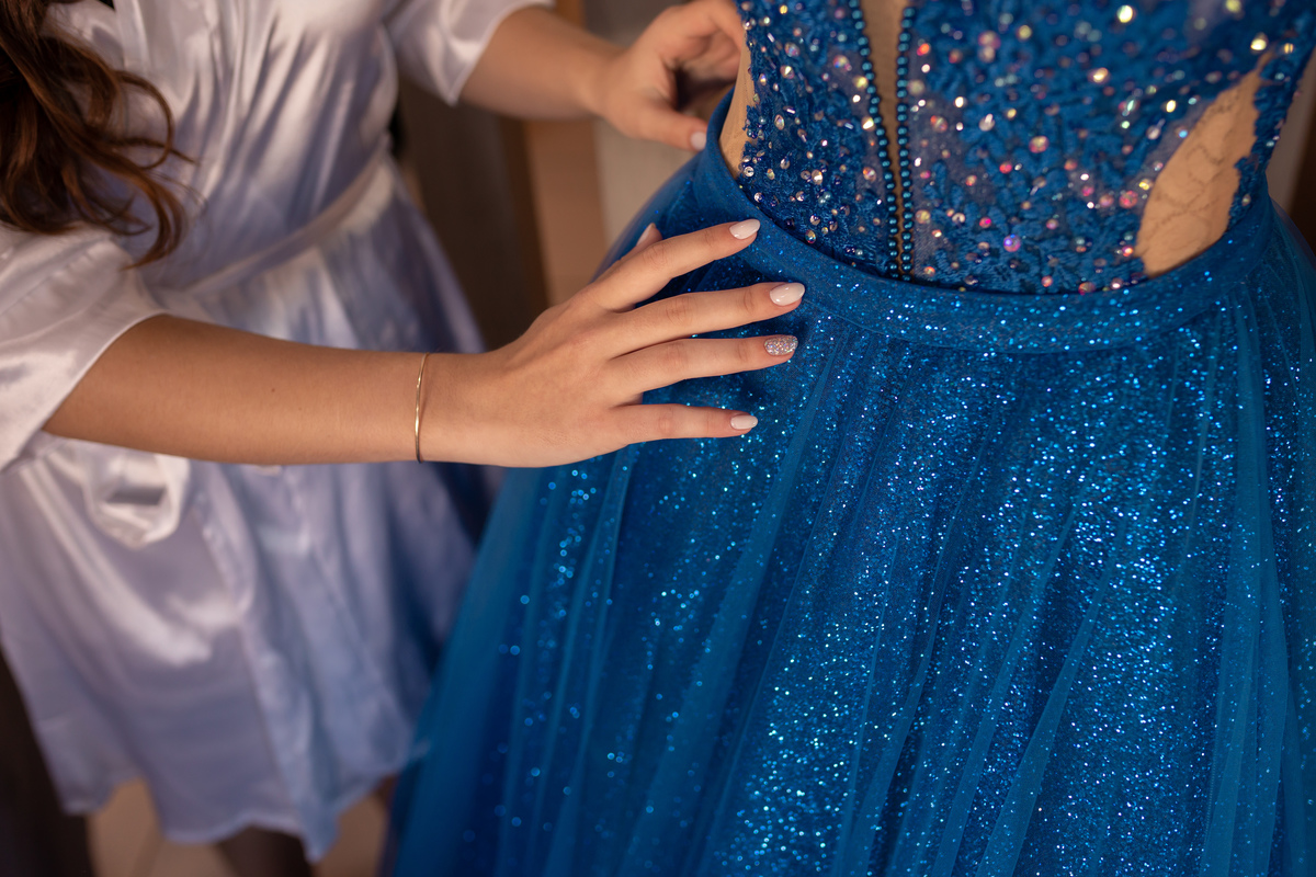 fotógrafa de quinze anos Adrielle Peres fotografia - Cobertura digital: Raquel Jesus - Decoração: Art Mana - Cerimonial: Sublime - Som/Luz: Impacto Som - festa dos quinze - capão da canoa - debutante - vestido - flores - foto e video - decoração 