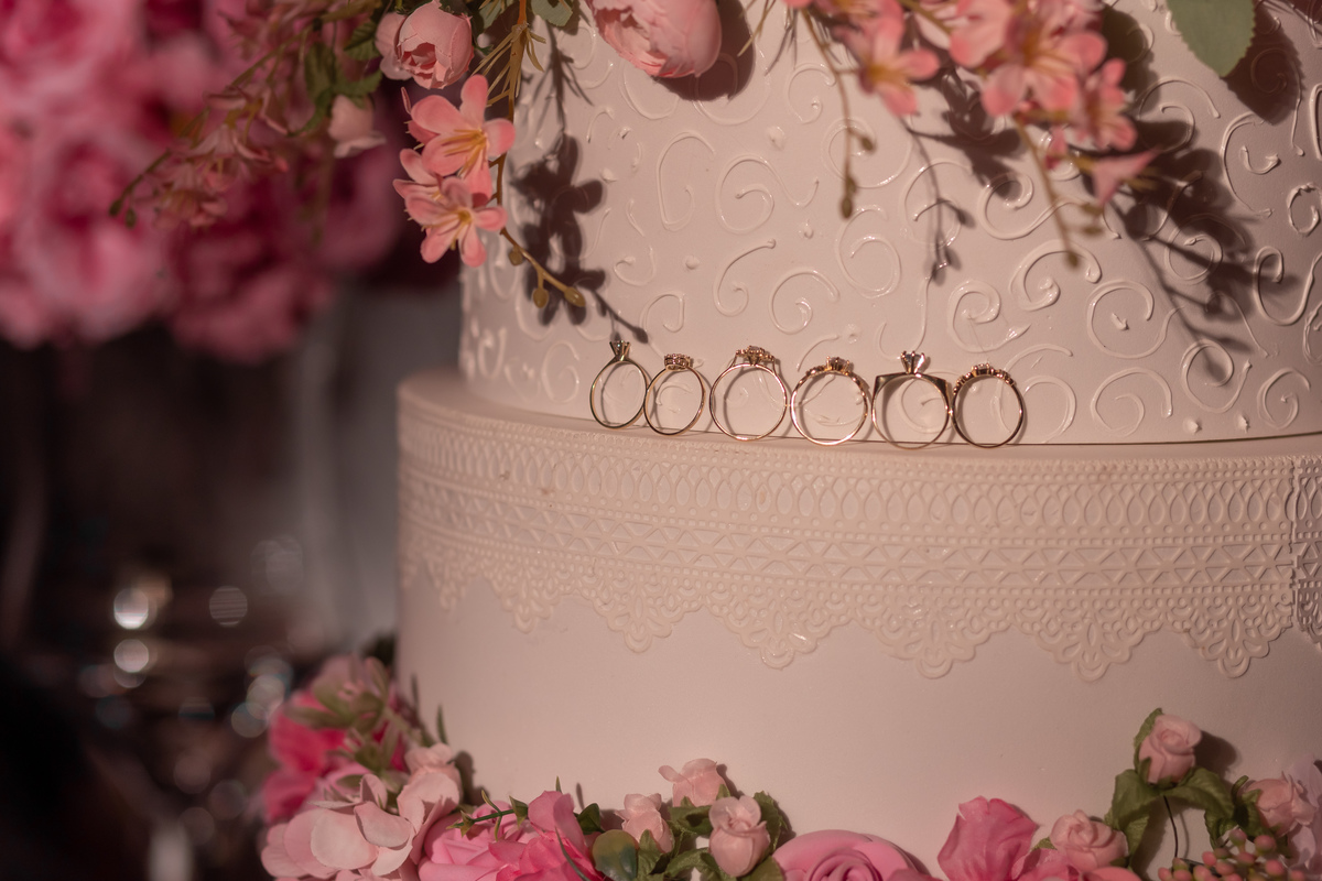 fotógrafa de quinze anos Adrielle Peres fotografia - Cobertura digital: Raquel Jesus - Decoração: Art Mana - Cerimonial: Sublime - Som/Luz: Impacto Som - festa dos quinze - capão da canoa - debutante - vestido - flores - foto e video - decoração 