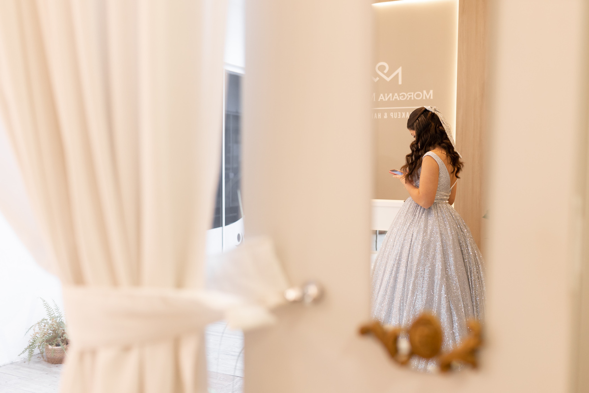 Festa de quinze anos em Torres
Fotografia: Adrielle Peres

Filme: Fred Filmes

Decoração: Só Brilho

Cerimonial: Celebrai 

Som/Luz: Impacto Som

Local: Apae Torres

Doces: Marta Mello/Cacau Show

Beleza: Morgana Magnus

Vestido: Noivas e Casais:
