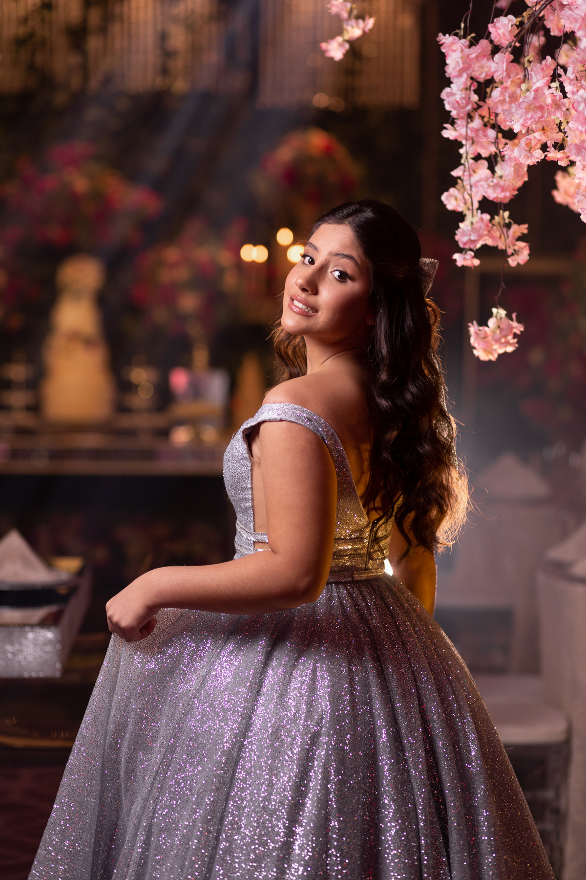 Festa de quinze anos em Torres
Fotografia: Adrielle Peres

Filme: Fred Filmes

Decoração: Só Brilho

Cerimonial: Celebrai 

Som/Luz: Impacto Som

Local: Apae Torres

Doces: Marta Mello/Cacau Show

Beleza: Morgana Magnus

Vestido: Noivas e Casais:
