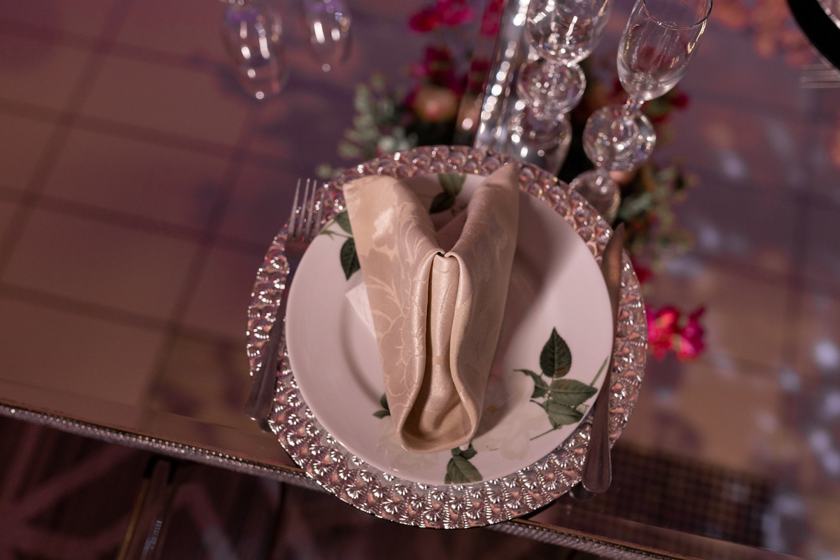 Festa de quinze anos em Torres
Fotografia: Adrielle Peres

Filme: Fred Filmes

Decoração: Só Brilho

Cerimonial: Celebrai 

Som/Luz: Impacto Som

Local: Apae Torres

Doces: Marta Mello/Cacau Show

Beleza: Morgana Magnus

Vestido: Noivas e Casais:
