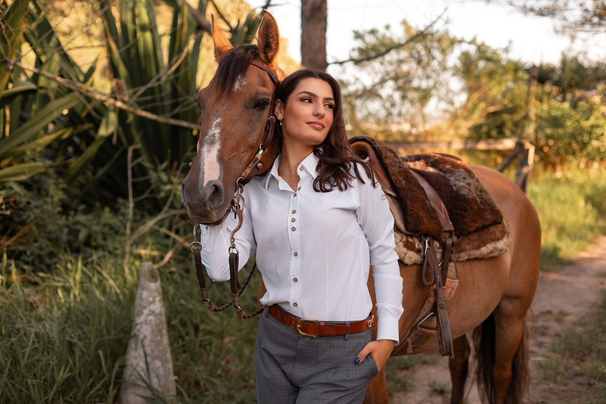 Adrielle Peres fotógrafa de quinze anos - book dos quinze - guarita - torres - fotos na praia - debutante - ideias - cavalo - pet - mar