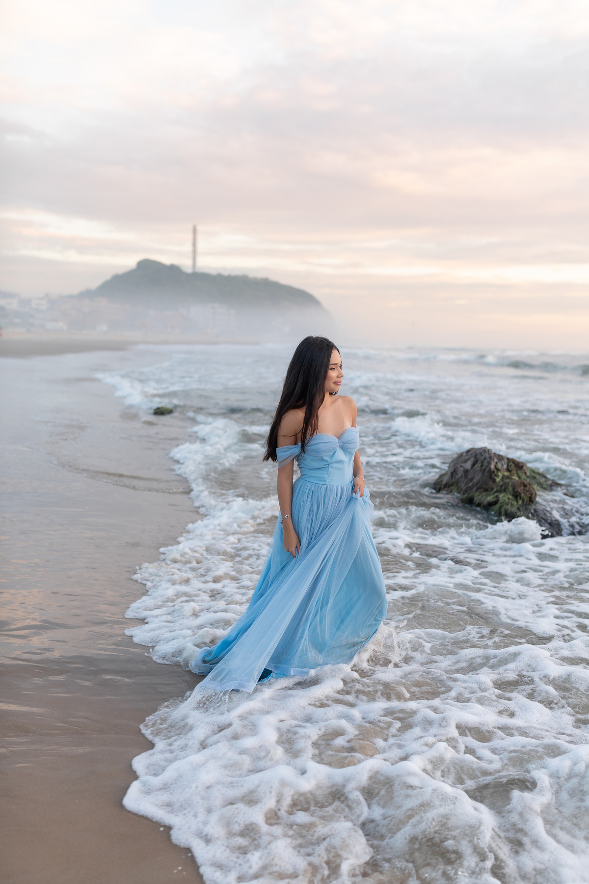 fotos no nascer do Sol - fotos na praia - fotografa de quinze anos - 15 anos - mar - debutante - ideias
