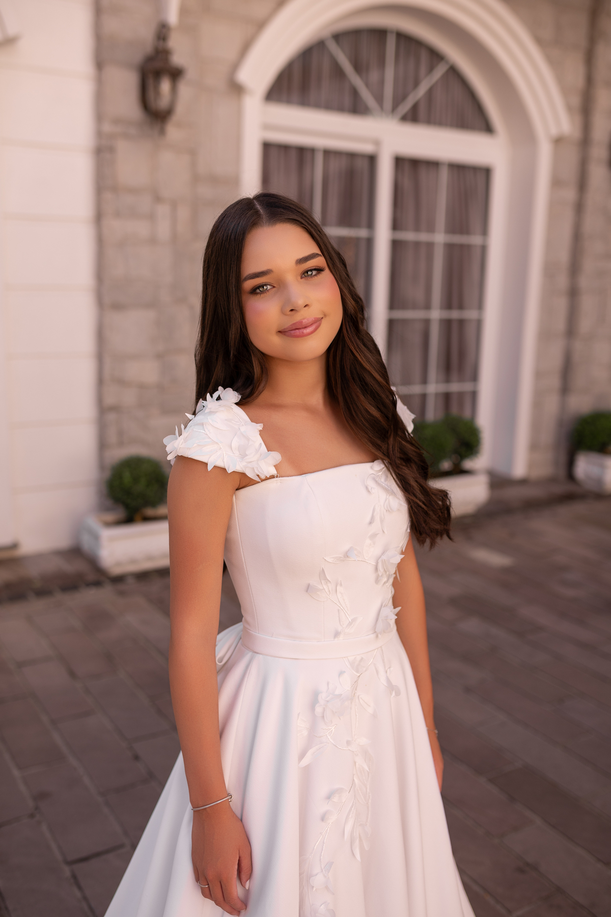 fotos de 15 anos no castelo HOTEL  COLLINE DE FRNACE - Gramado - RS  fotografa - ensaio no castelo - disney - castelo britanico - quinze anos - book dos quinze casual - ideias - vestido branco - noiva - hard rock