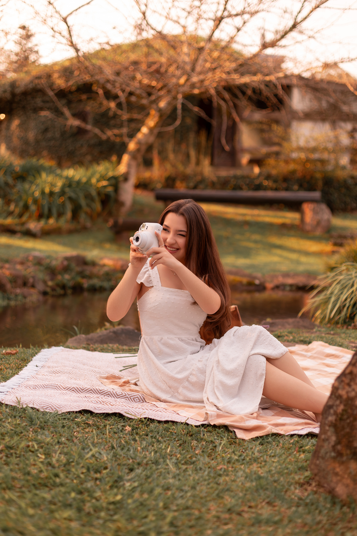 ensaio 15 anos, debutante, Gramado RS, Serra Gaúcha, Cogumelos Montanheses, fotografia feminina, ensaio leve, ensaio alegre, fotos 15 anos, ensaio em Gramado, especialista em quinze anos, especialista em debutantes, ensaio de quinze anos, fotógrafa 