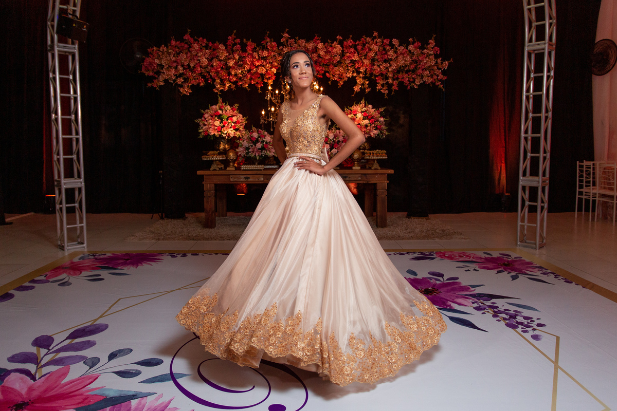 Festa de 15 anos - Debutantes Gêmeas Bárbara e Eduarda - Festa dos sonhos - Adrielle Peres Fotografia especializados em Quinze anos em  Torres/RS - Criciúma, Três cachoeiras, Porto Alegre, Gramado, Serra Gaúcha, Ararangua, Sombrio, decoração, book dos 15.