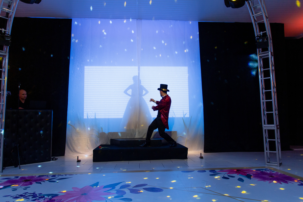 Festa de 15 anos - Debutantes Gêmeas Bárbara e Eduarda - Festa dos sonhos - Adrielle Peres Fotografia especializados em Quinze anos em  Torres/RS - Criciúma, Três cachoeiras, Porto Alegre, Gramado, Ararangua, Sombrio, decoração, mágico, magia, 