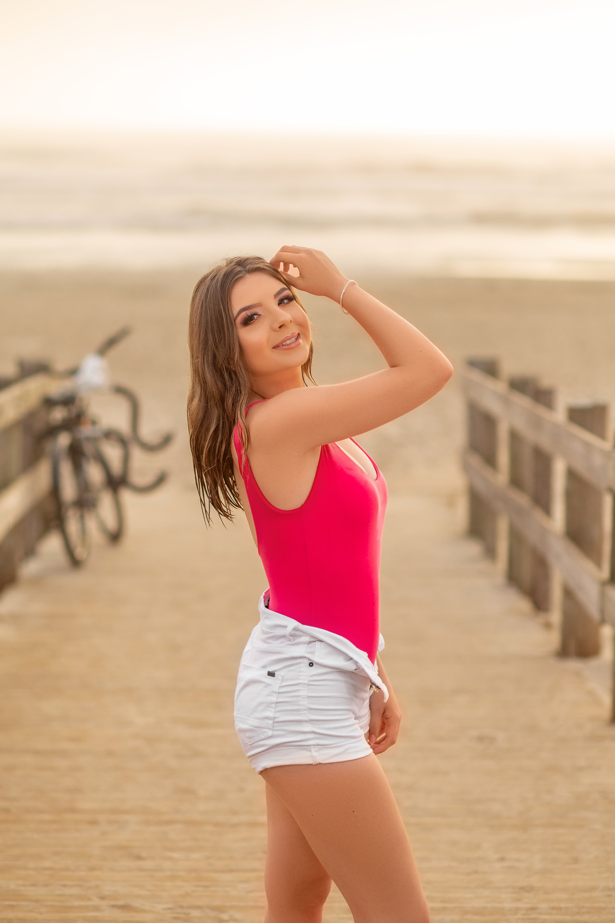 Book dos Quinze debutantes Carol Rigo. Ensaio de 15 anos em Torres, molhes, mar, prancha, surf, cabelo pink, ouem, praia grande, rosa, fotografia. Arroio do Sal, Osório, Imbé, Tramandai, Araranguá, Sombrio, Criciúma, litoral, Gramado