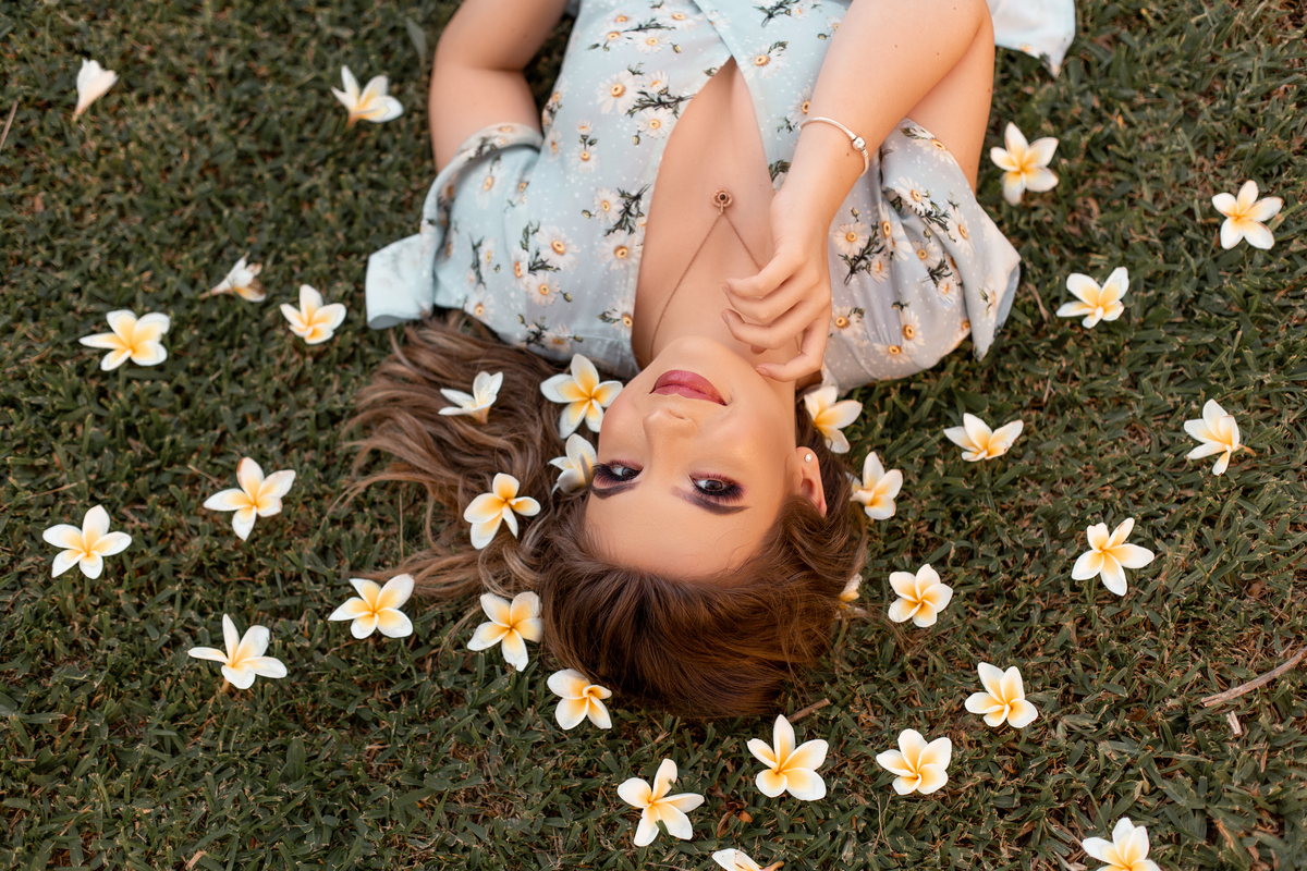 Book dos Quinze debutantes Carol Rigo. Ensaio de 15 anos em Torres, cafe, caneca, mar, prancha, surf, casa, pink, ouem, pousada,  praia grande, flores, fotografia. Arroio do Sal, Osório, Imbé, Tramandai, Araranguá, Sombrio, Criciúma, litoral, Gramado