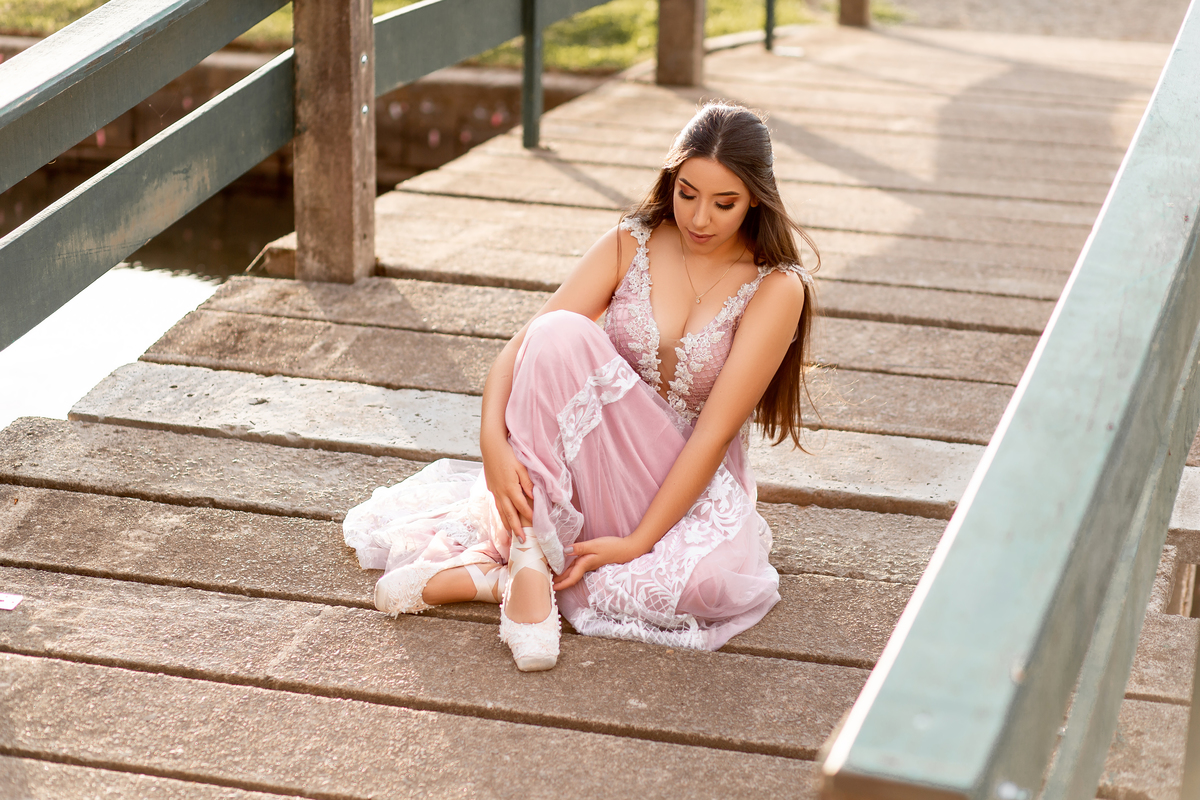 fotógrafa de quinze anos, livros, flores, gramado, Collie de france