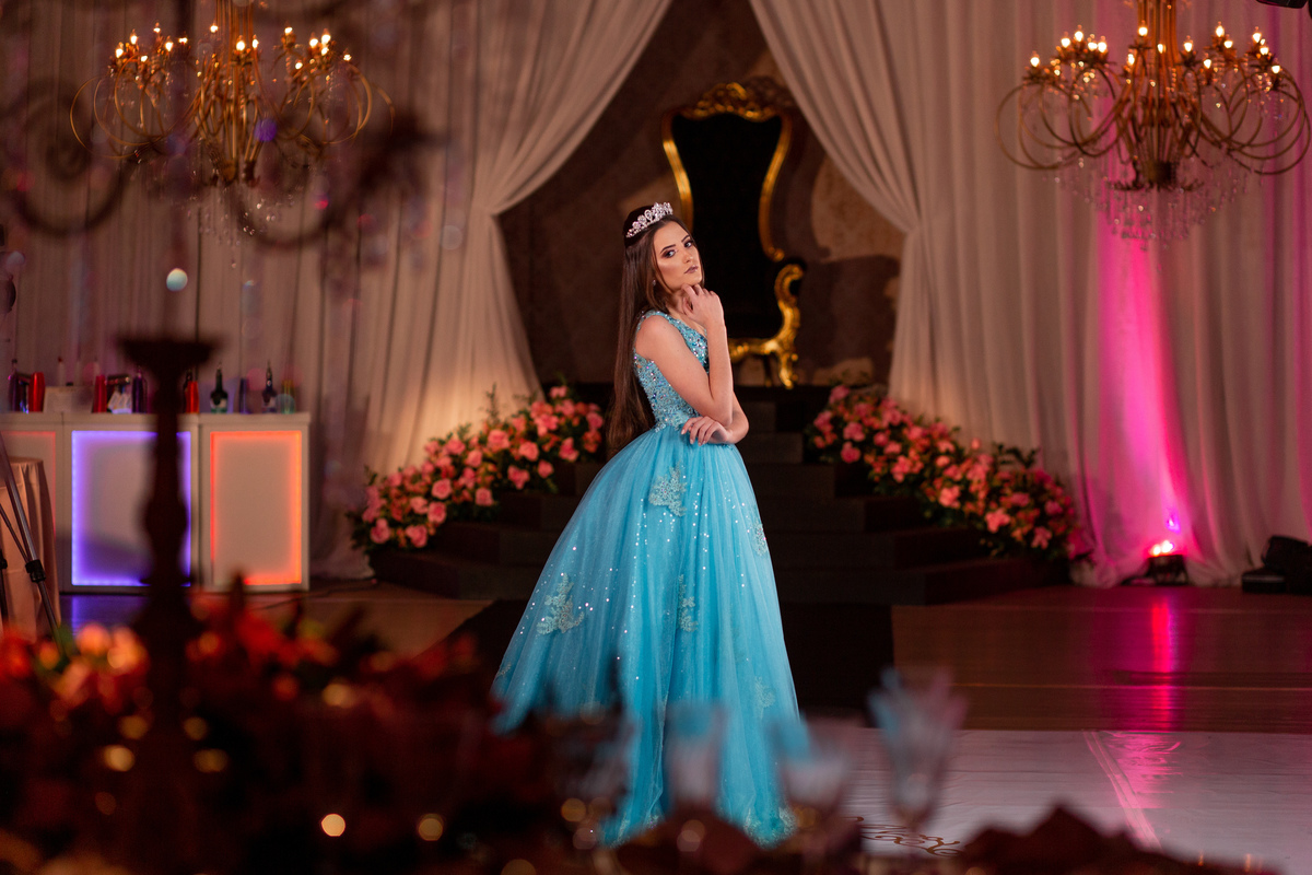 Festa de 15 anos, Debutante Eduarda Magnus - Adrielle Peres Fotografia especializados em Quinze anos Tres Cachoeiras/RS - Criciúma, Ararangua, Arroio Sal, Sombrio, Porto Alegre, Gramado, Serra Gaúcha, Praia, família, ensaio xv, book 15, decoração, vestido