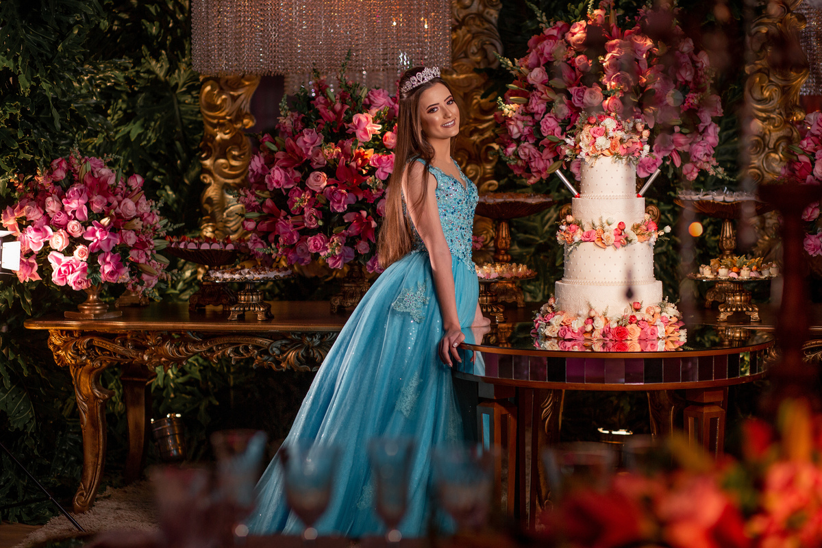 Festa de 15 anos, Debutante Eduarda Magnus - Adrielle Peres Fotografia especializados em Quinze anos Tres Cachoeiras/RS - Criciúma, Ararangua, Arroio Sal, Sombrio, Porto Alegre, Gramado, Serra Gaúcha, Praia, família, ensaio xv, book 15, decoração, vestido