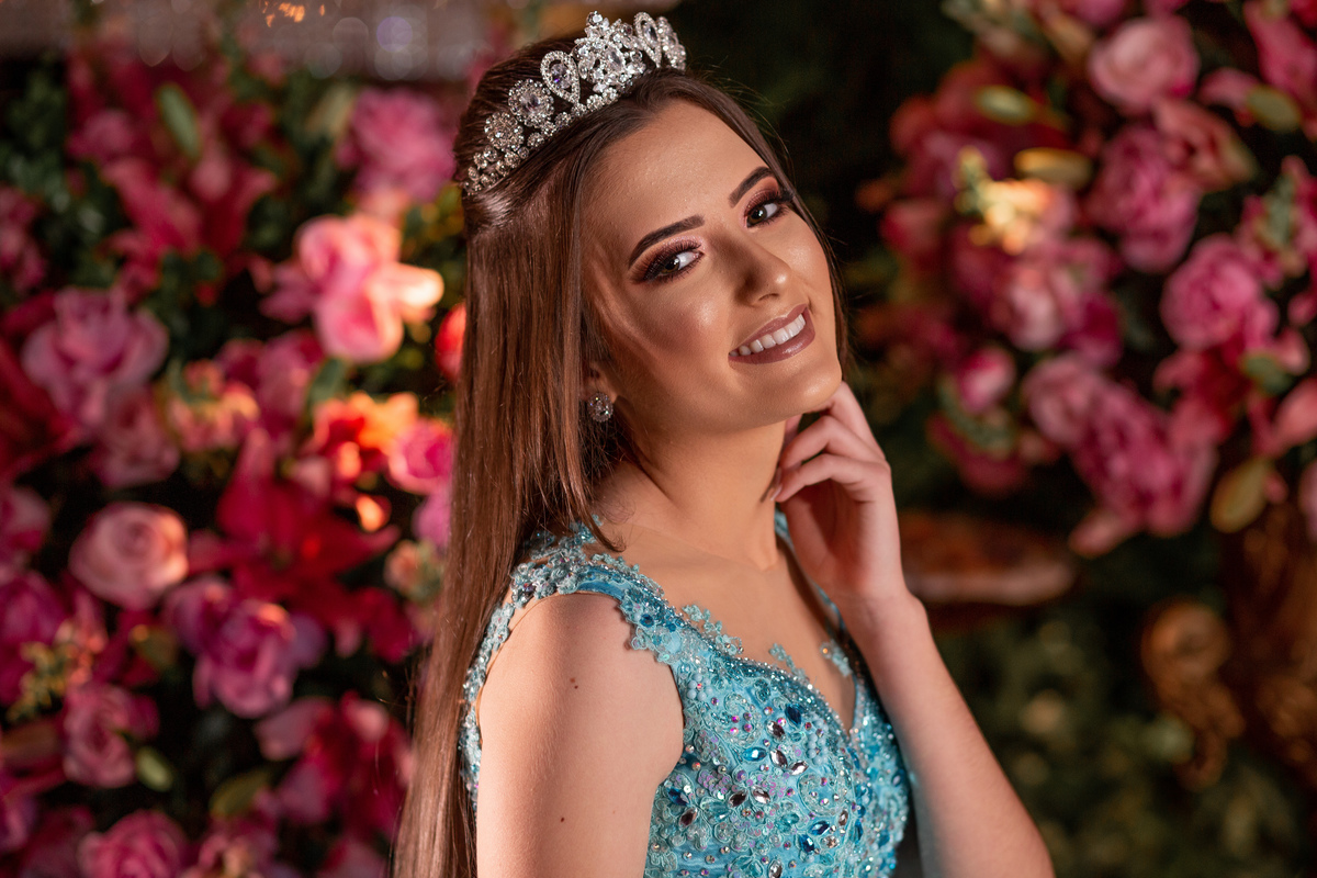 Festa de 15 anos, Debutante Eduarda Magnus - Adrielle Peres Fotografia especializados em Quinze anos Tres Cachoeiras/RS - Criciúma, Ararangua, Arroio Sal, Sombrio, Porto Alegre, Gramado, Serra Gaúcha, Praia, família, ensaio xv, book 15, decoração, vestido