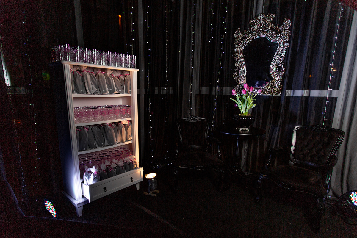 Festa de 15 anos - Debutante Mariane Raupp - Salão Paroquial - Festa dos sonhos - Adrielle Peres Fotografia especializados em Quinze anos em  Torres/RS - Criciúma, Três cachoeiras, Porto Alegre, Gramado, Serra Gaúcha, Praia Grande, ensaio, book dos 15, 