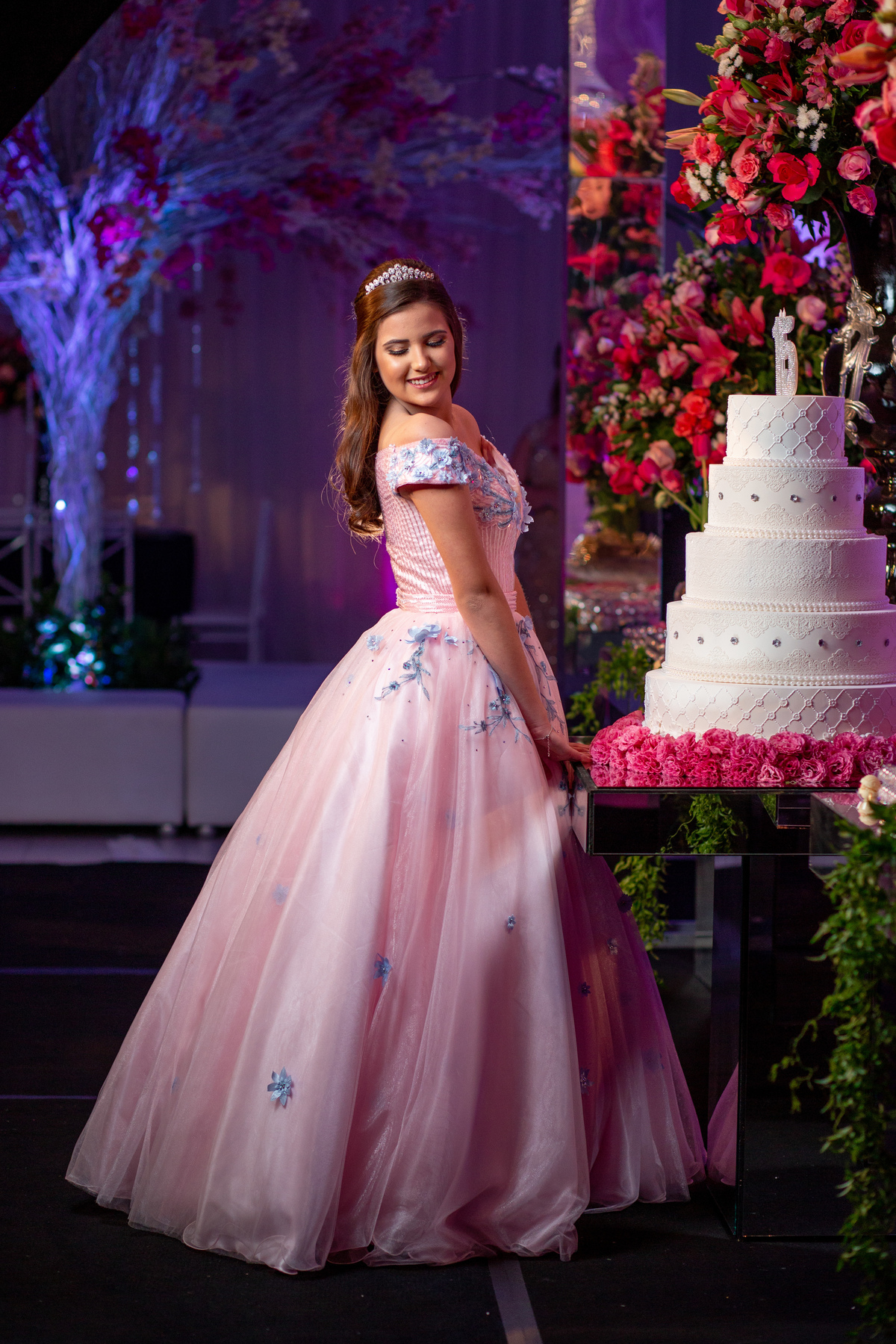 Festa de 15 anos - Debutante Mariane Raupp - Salão Paroquial - Festa dos sonhos - Adrielle Peres Fotografia especializados em Quinze anos em  Torres/RS - Criciúma, Ararangua Porto Alegre, Gramado, Serra Gaúcha, Praia Grande, ensaio, book dos 15, 