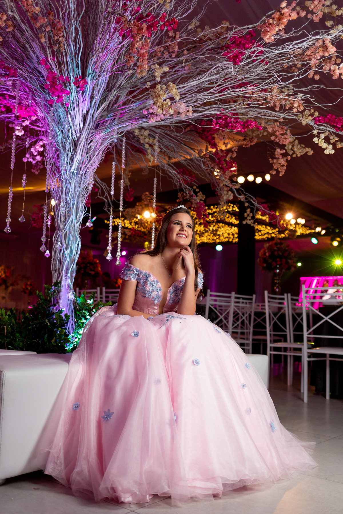 Festa de 15 anos - Debutante Mariane Raupp - Salão Paroquial - Festa dos sonhos - Adrielle Peres Fotografia especializados em Quinze anos em  Torres/RS - Criciúma, Ararangua Porto Alegre, Gramado, Serra Gaúcha, Praia Grande, ensaio, book dos 15, 