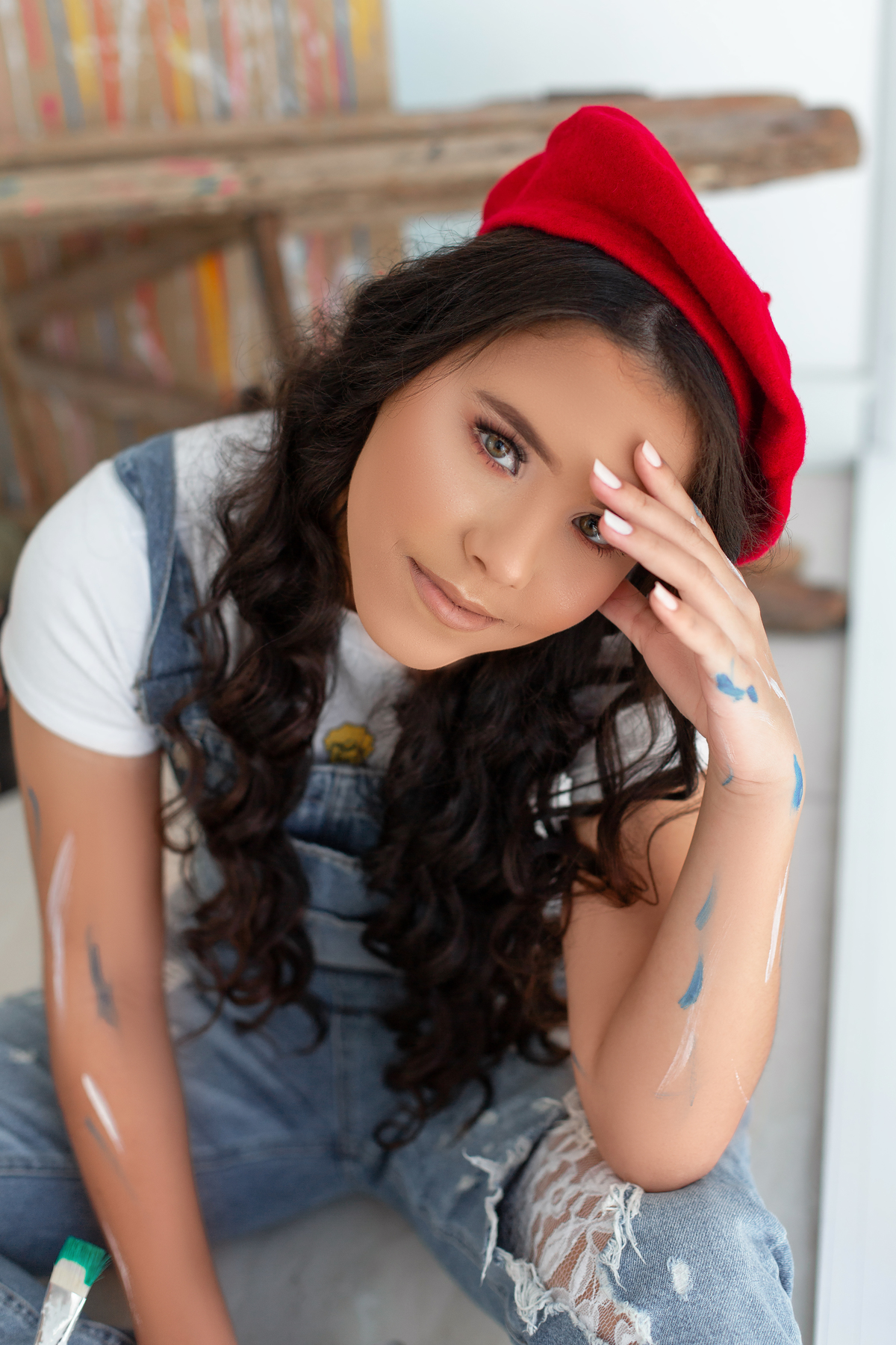 Fotografia de 15 anos, ideias criativas, inspirações, book dos quinze, Tintas e artes em estúdio. Torres/Rs. Araranguá/SC. Sombrio, Criciúma, Forquilhinhas, Três Cachoeiras, Terra de Areia, Porto Alegra, Fotos em Gramado, Canela, Serra Gaúcha