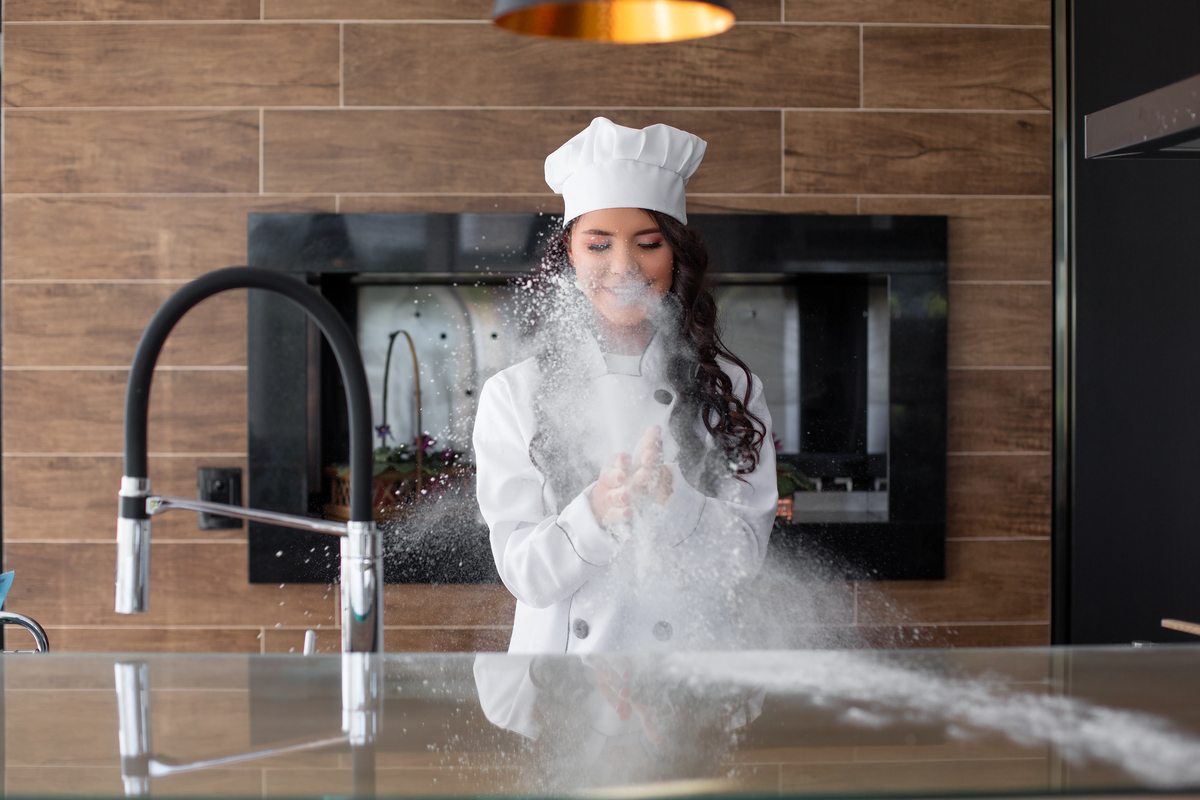 Cozinha, doces, Fotografia de 15 anos, ideias criativas, inspirações, book dos quinze, fotos em estúdio. Torres/Rs. Araranguá/SC. Sombrio, Criciúma, Forquilhinhas, Três Cachoeiras, Terra de Areia, Porto Alegra, Fotos em Gramado, Canela, Serra Gaúcha