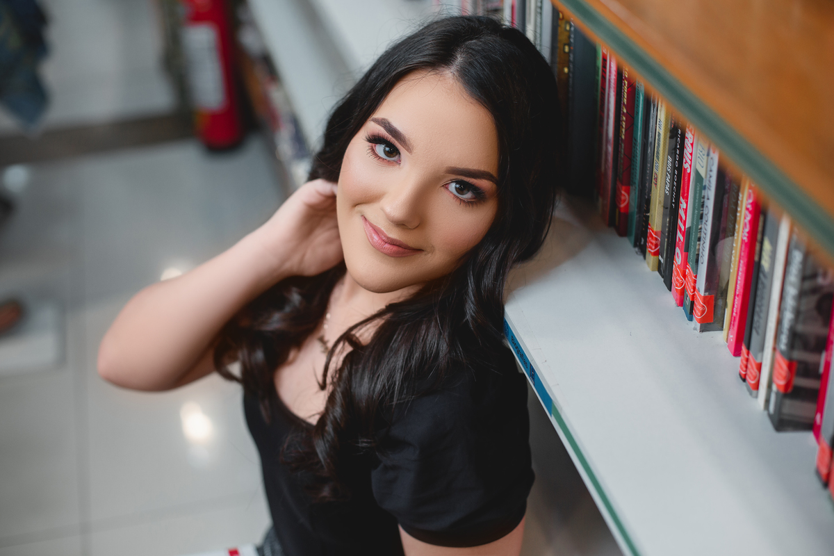 Fotografia de 15 anos, ideias criativas, inspirações, book dos quinze, Tintas, praia, Kombi, skate, livros . Torres/Rs. Araranguá/SC. Sombrio, Criciúma, Forquilhinhas, Três Cachoeiras, Terra de Areia, Porto Alegre, Fotos em Gramado, Canela, Serra Gaúcha