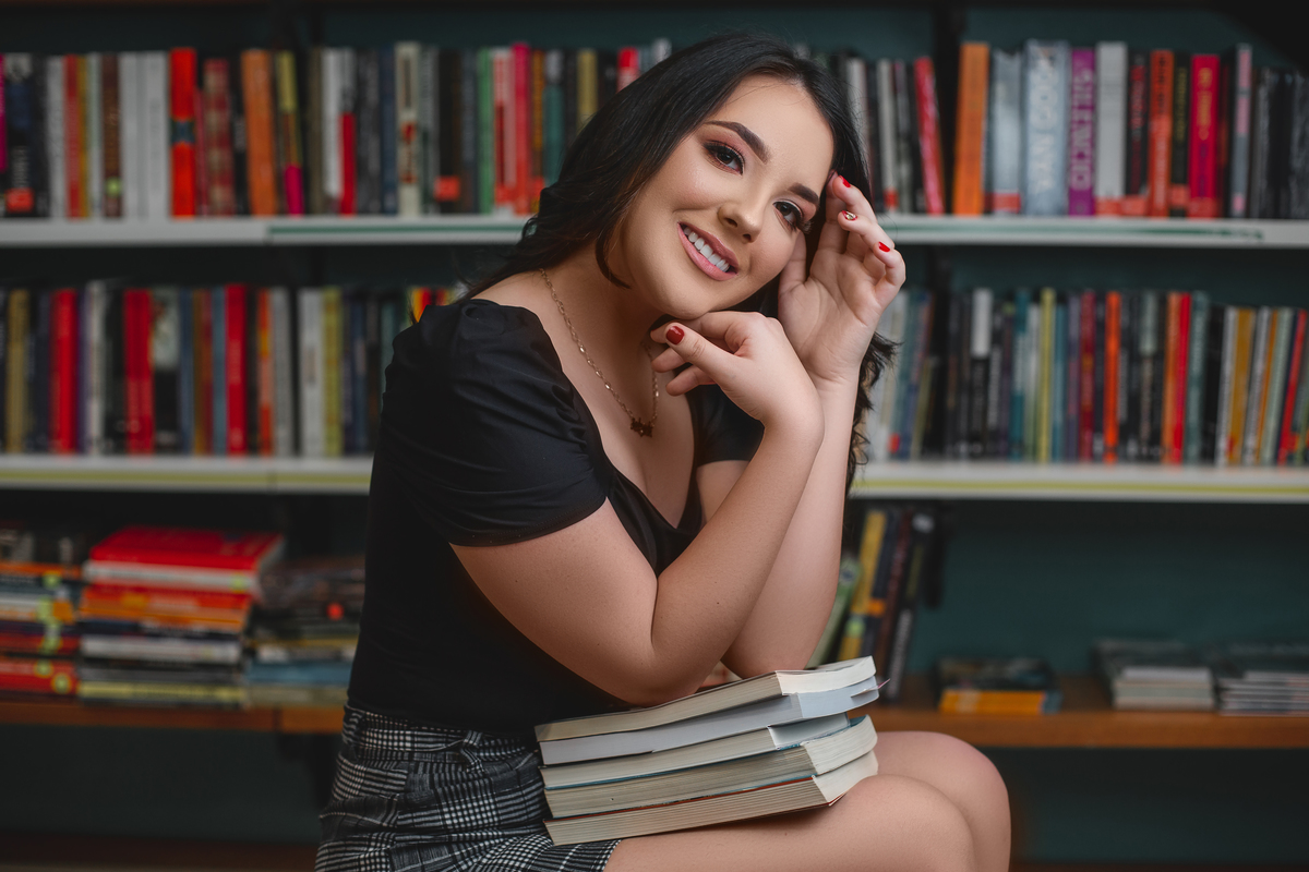 Fotografia de 15 anos, ideias criativas, inspirações, book dos quinze, Tintas, praia, Kombi, skate, livros . Torres/Rs. Araranguá/SC. Sombrio, Criciúma, Forquilhinhas, Três Cachoeiras, Terra de Areia, Porto Alegre, Fotos em Gramado, Canela, Serra Gaúcha