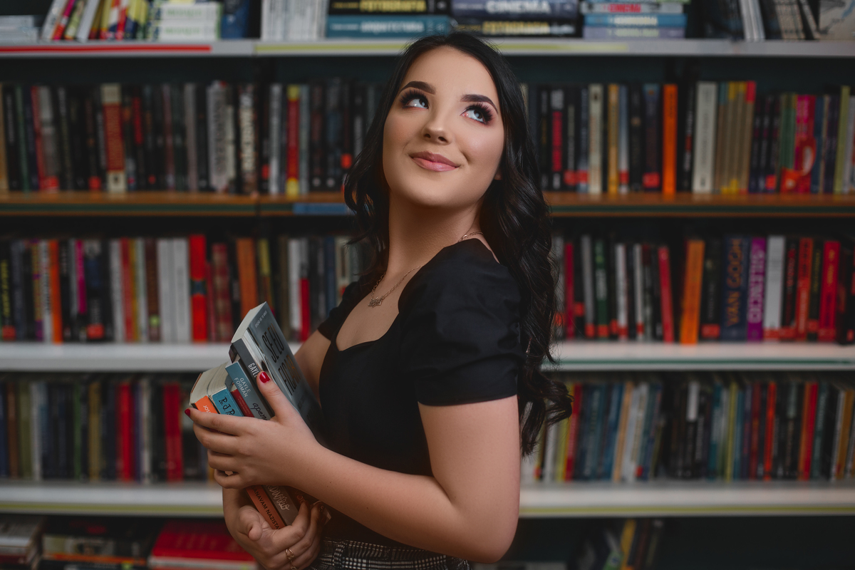 Fotografia de 15 anos, ideias criativas, inspirações, book dos quinze, Tintas, praia, Kombi, skate, livros . Torres/Rs. Araranguá/SC. Sombrio, Criciúma, Forquilhinhas, Três Cachoeiras, Terra de Areia, Porto Alegre, Fotos em Gramado, Canela, Serra Gaúcha