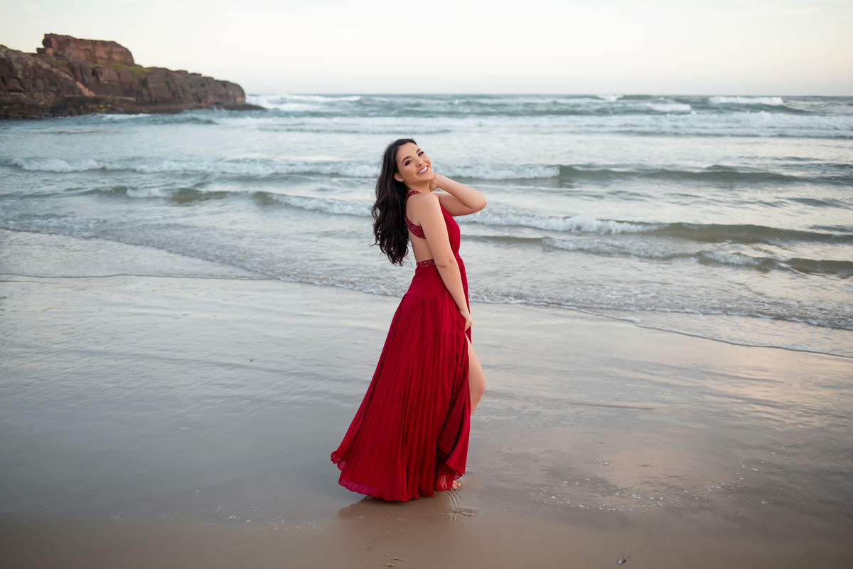 Fotografia de 15 anos, ideias criativas, inspirações, book dos quinze, Tintas, praia, Kombi, skate, livros . Torres/Rs. Araranguá/SC. Sombrio, Criciúma, Forquilhinhas, Três Cachoeiras, Terra de Areia, Porto Alegre, Fotos em Gramado, Canela, Serra Gaúcha