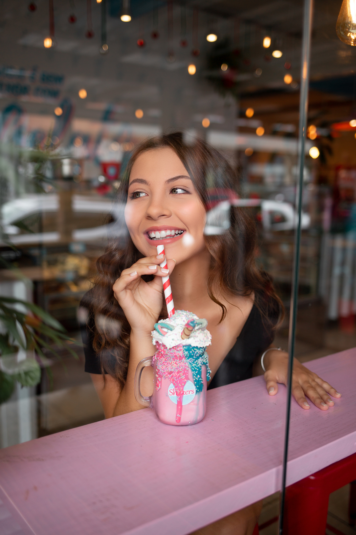 Fotografia de 15 anos, ideias criativas, inspirações, book dos quinze, MIlk Shake, praia, Flores . Ferrugem, Garopaba/SC. Araranguá/SC. Sombrio, Criciúma, Forquilhinhas, Três Cachoeiras, Terra de Areia, Porto Alegre, Fotos em Gramado, Canela, Serra Gaúcha
