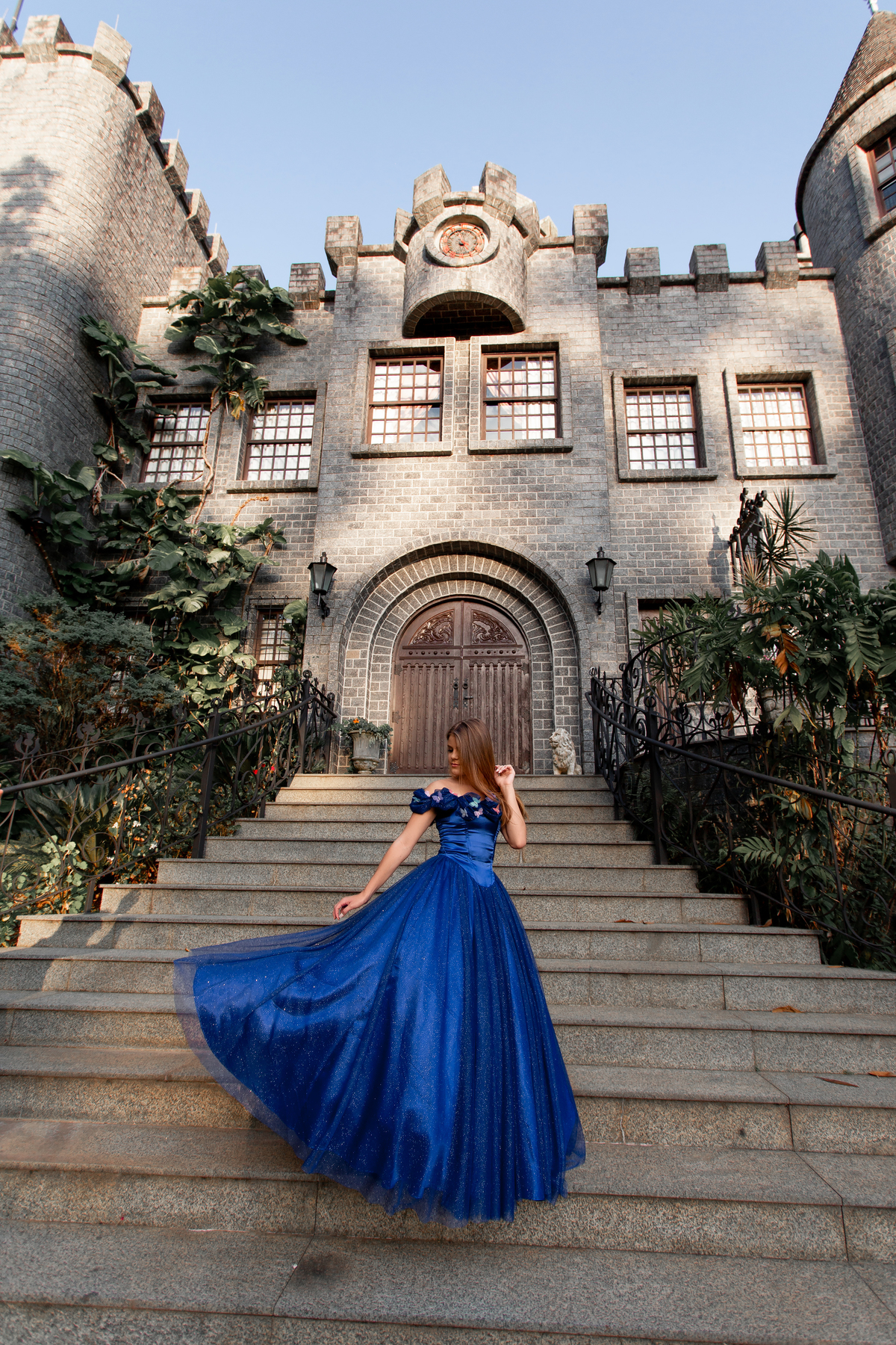 Fotografia de 15 anos, ideias criativas, inspirações, book dos quinze, castelo Britânico em Cocal do Sul, vestido de princesa Cinderela, Harry Potter. Araranguá/SC. Criciúma/SC. , Três Cachoeiras, Porto Alegre, Fotos em Gramado, Canela, Serra Gaúcha