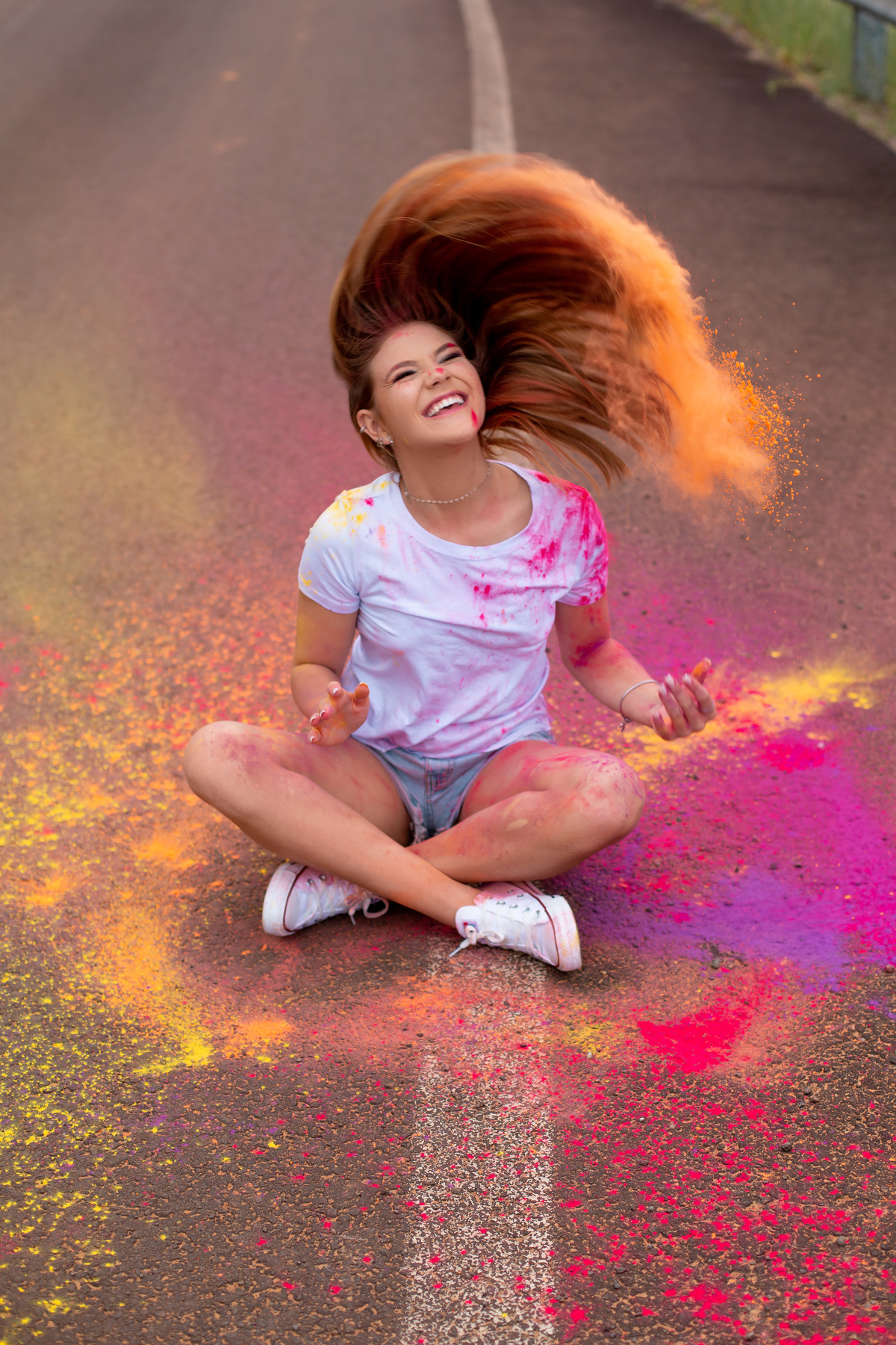 Fotografia de 15 anos, ideias criativas, inspirações, book dos quinze, Tintas, praia, Kombi, skate, livros . Torres/Rs. Araranguá/SC. Sombrio, Criciúma, Forquilhinhas, Três Cachoeiras, Terra de Areia, Porto Alegre, Fotos em Gramado, Canela, Serra Gaúcha