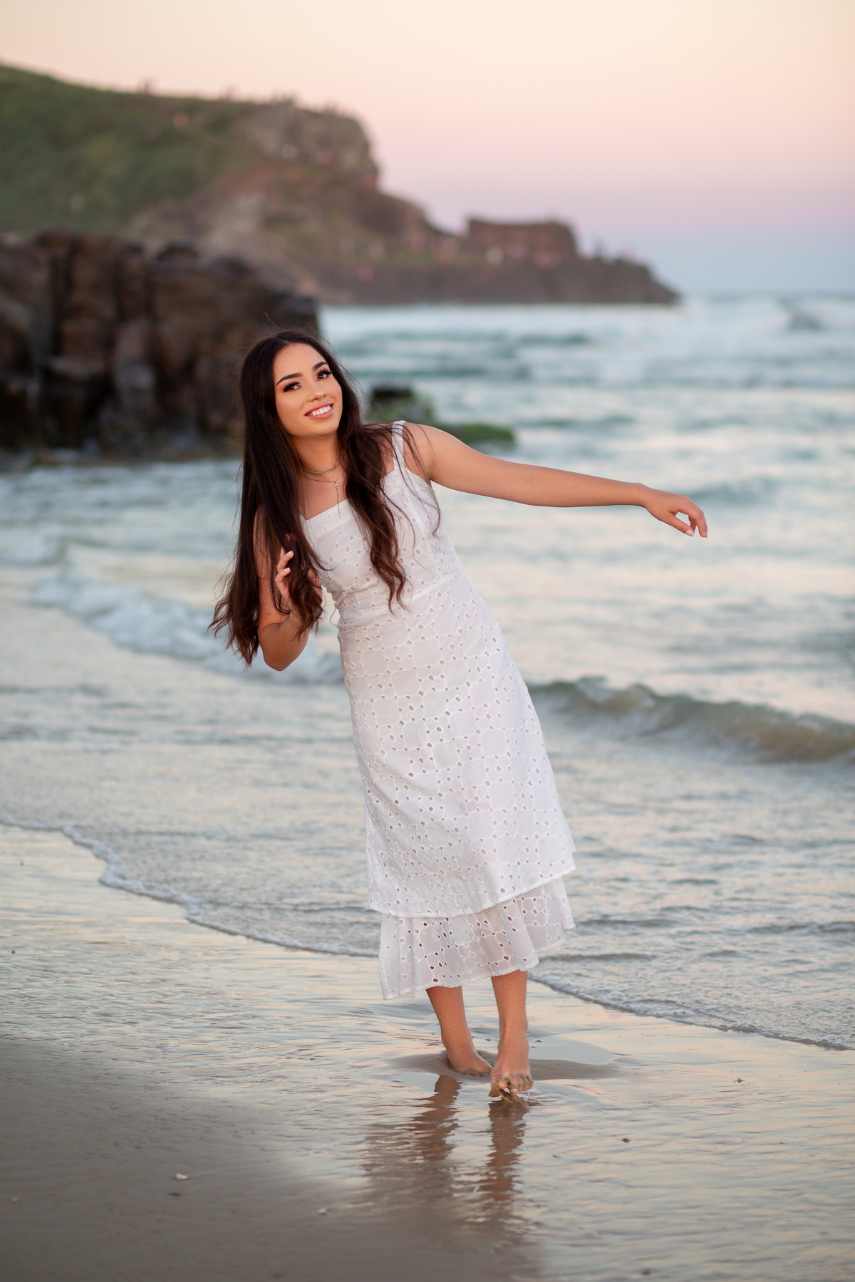 Book dos 15, Cinema,  Por do Sol praia de Torres/RS Debutante, inspiração, ideias, vestido, make, cabelo cacheado, Selfie Gramado. Album, Ararangua, morro dos conventos, verão, praia. Fotógrafa, fotografia, quinze anos, Gramado, Canela, 