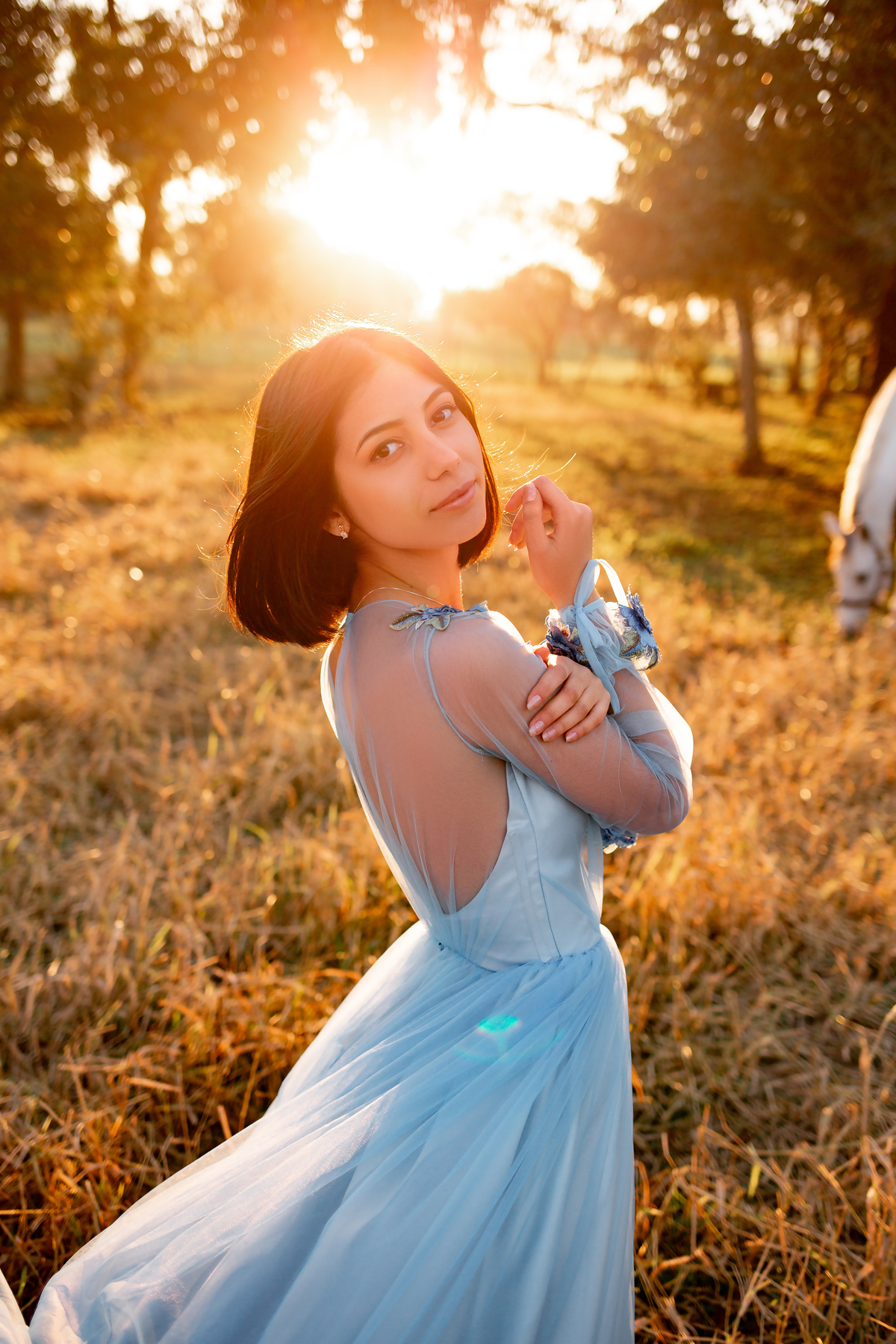 Natureza - Violino - Cavalo - equestre - hipismo - vestido - ararangua - book dos 15 - debutante - 15 anos- debutante - inspiração - floresta - santa catarina - horse - gramado - flor - equestrian - amazonas - lagoa - cavalo branco - Brasileiro de Hipismo