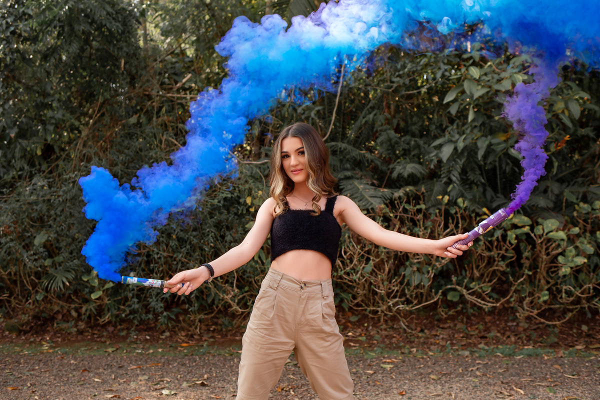 pista, skate, grafite, Criciuma, Ararangua, Florianópolis, 15 anos, debutante, street, foto, fotografa, fumaça colorida, natureza