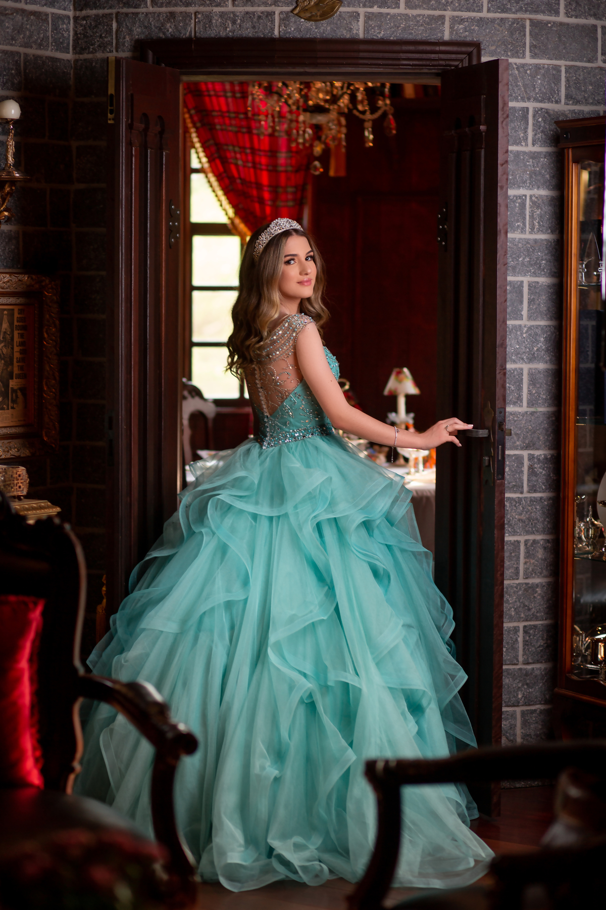 pista, skate, grafite, Criciuma, Princesa, vestido noivas e casais, Castelo em Cocal do Sul, Criciuma, Ararangua, Florianópolis, 15 anos, debutante, street, foto, fotografa, fumaça colorida, natureza