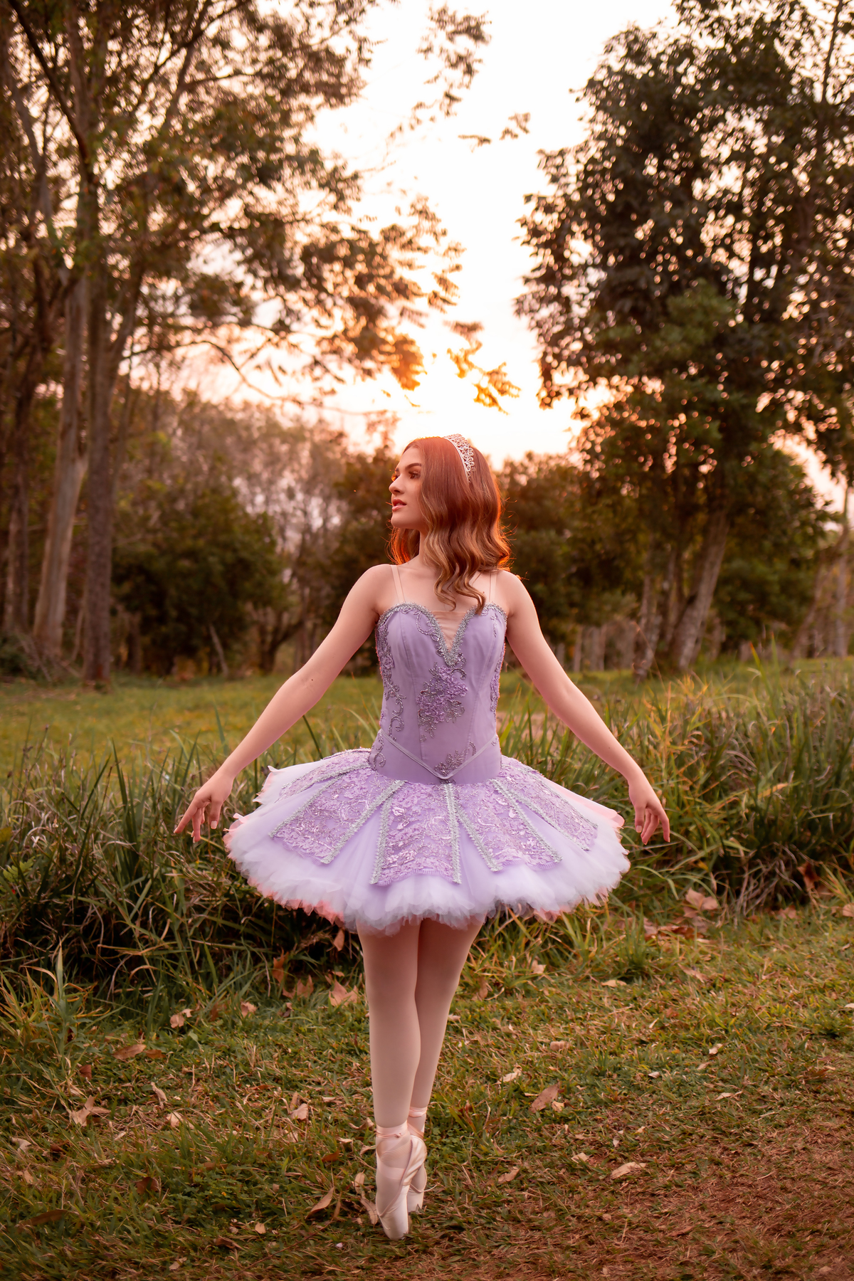 ballet, balé, plie, sapatilha, Criciuma, Princesa, vestido noivas e casais, Castelo em Cocal do Sul, Criciuma, Ararangua, Florianópolis, 15 anos, debutante, street, foto, fotografa, fumaça colorida, natureza, Gramado, Serra gaúcha