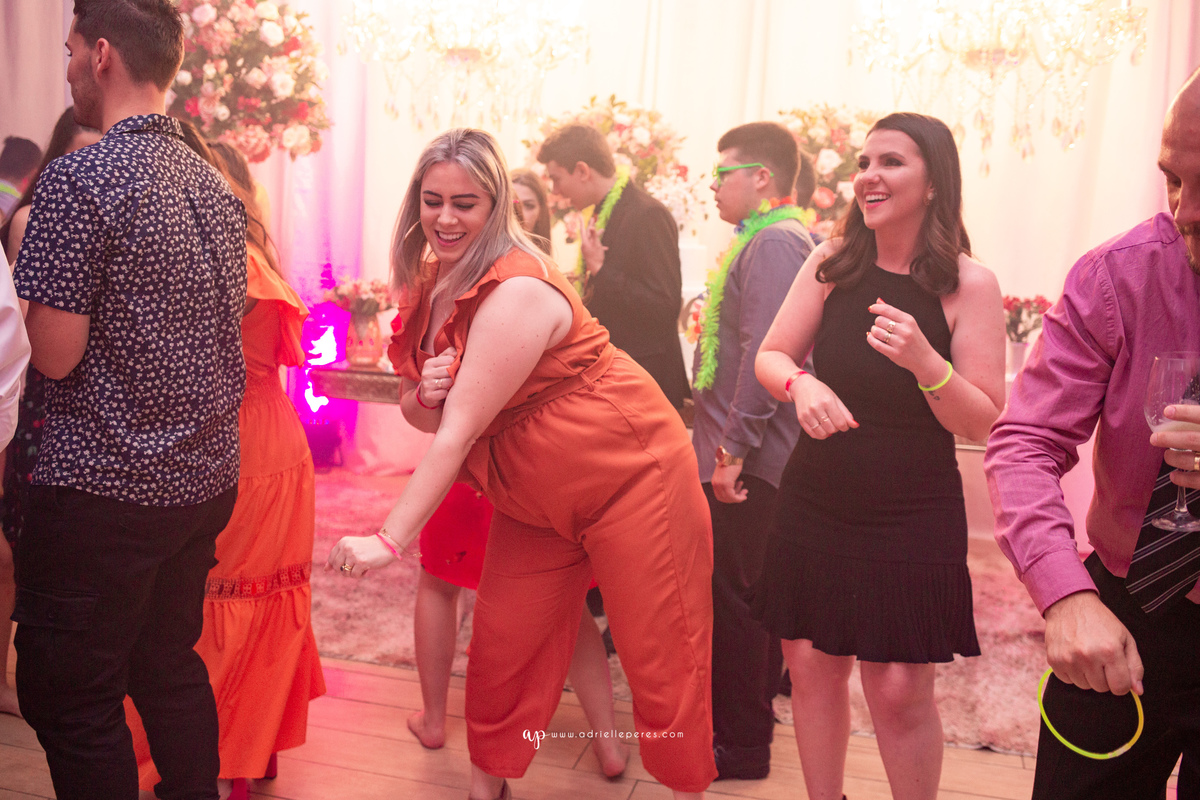 fotografia de 15, debutante, festa de 15, vestido, fotos de 15 anos, book dos 15, brinde, balada, making ok, mareblu, forquilhinhas, criciuma, ararangua