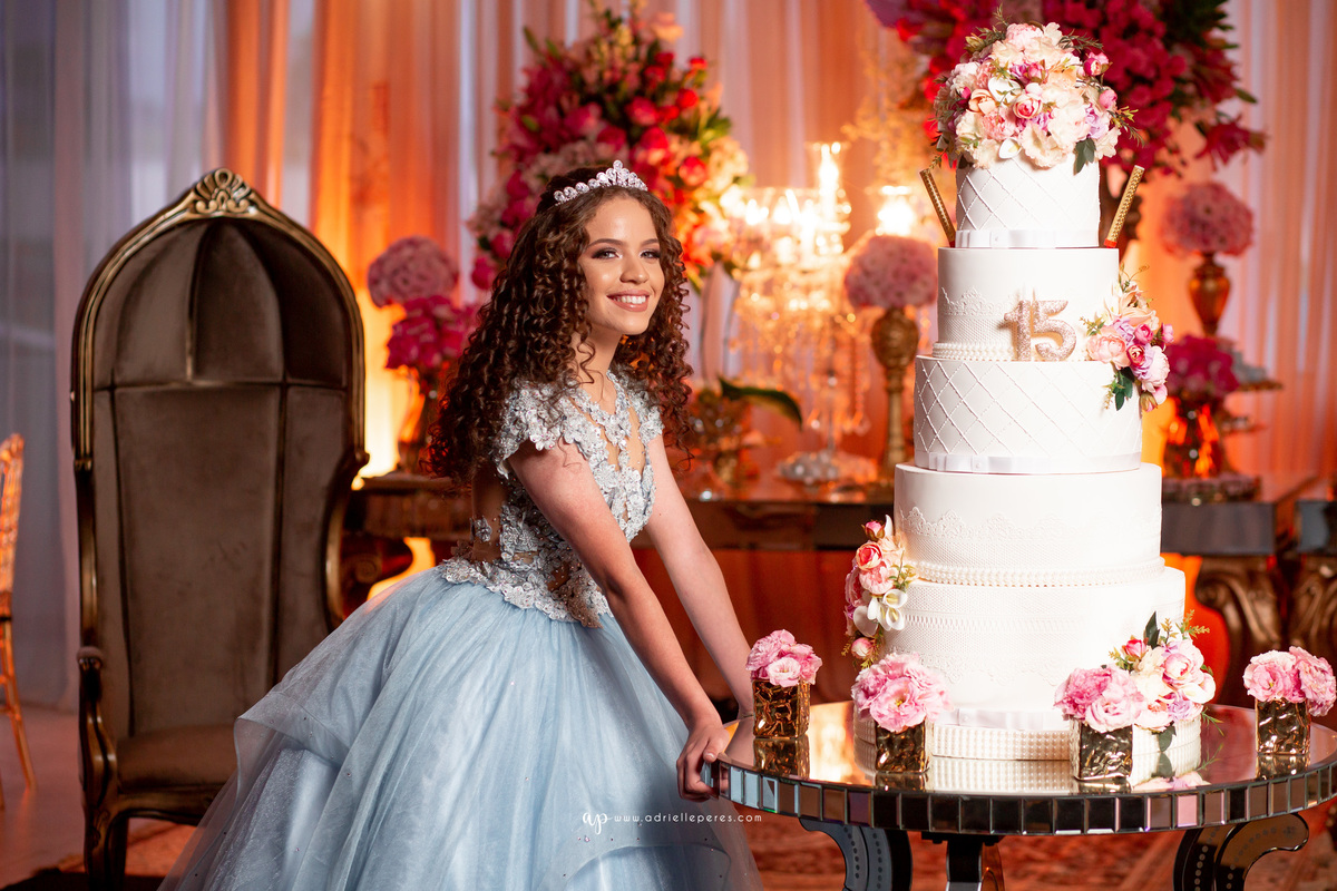 festa de irmãs gemeas, fotografia de 15, debutante, festa de 15, vestido, fotos de 15 anos, book dos 15, brinde, balada, making ok,  Centro de eventos Parque das Águas Sombrio/SC, forquilhinhas, criciuma, ararangua