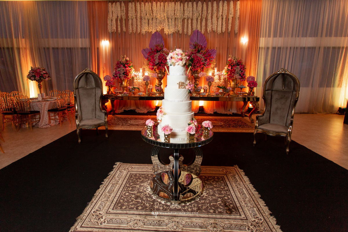 festa de irmãs gemeas, fotografia de 15, debutante, festa de 15, vestido, fotos de 15 anos, book dos 15, brinde, balada, making ok,  Centro de eventos Parque das Águas Sombrio/SC, forquilhinhas, criciuma, ararangua