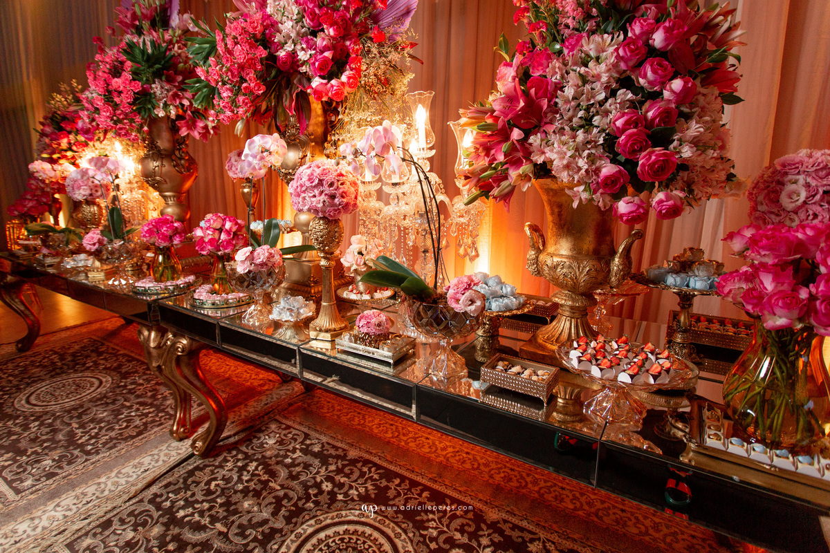 festa de irmãs gemeas, fotografia de 15, debutante, festa de 15, vestido, fotos de 15 anos, book dos 15, brinde, balada, making ok,  Centro de eventos Parque das Águas Sombrio/SC, forquilhinhas, criciuma, ararangua