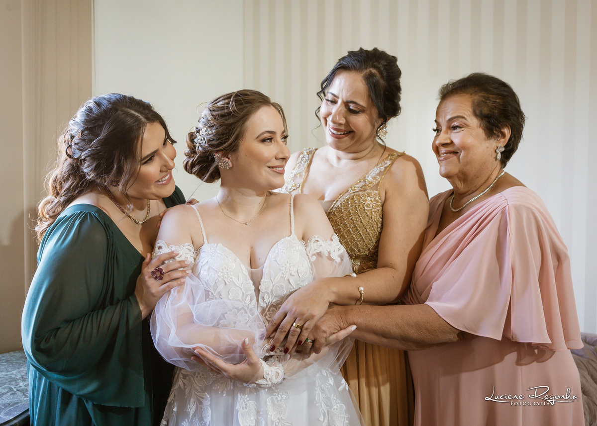 fotografia de noiva com avó