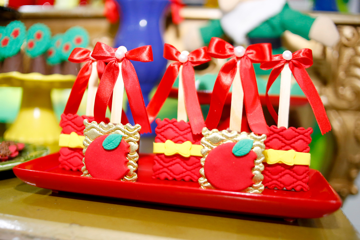 festa infantil uberlandia
smash the cake uberlandia
fotografos uberlandia
estudio fotografico uberlandia
fotografa uberlandia
studio fotografico uberlandia
ensaio branca de neve
fotografia infantil uberlandia
fotografo de gestante uberlandia
mj
