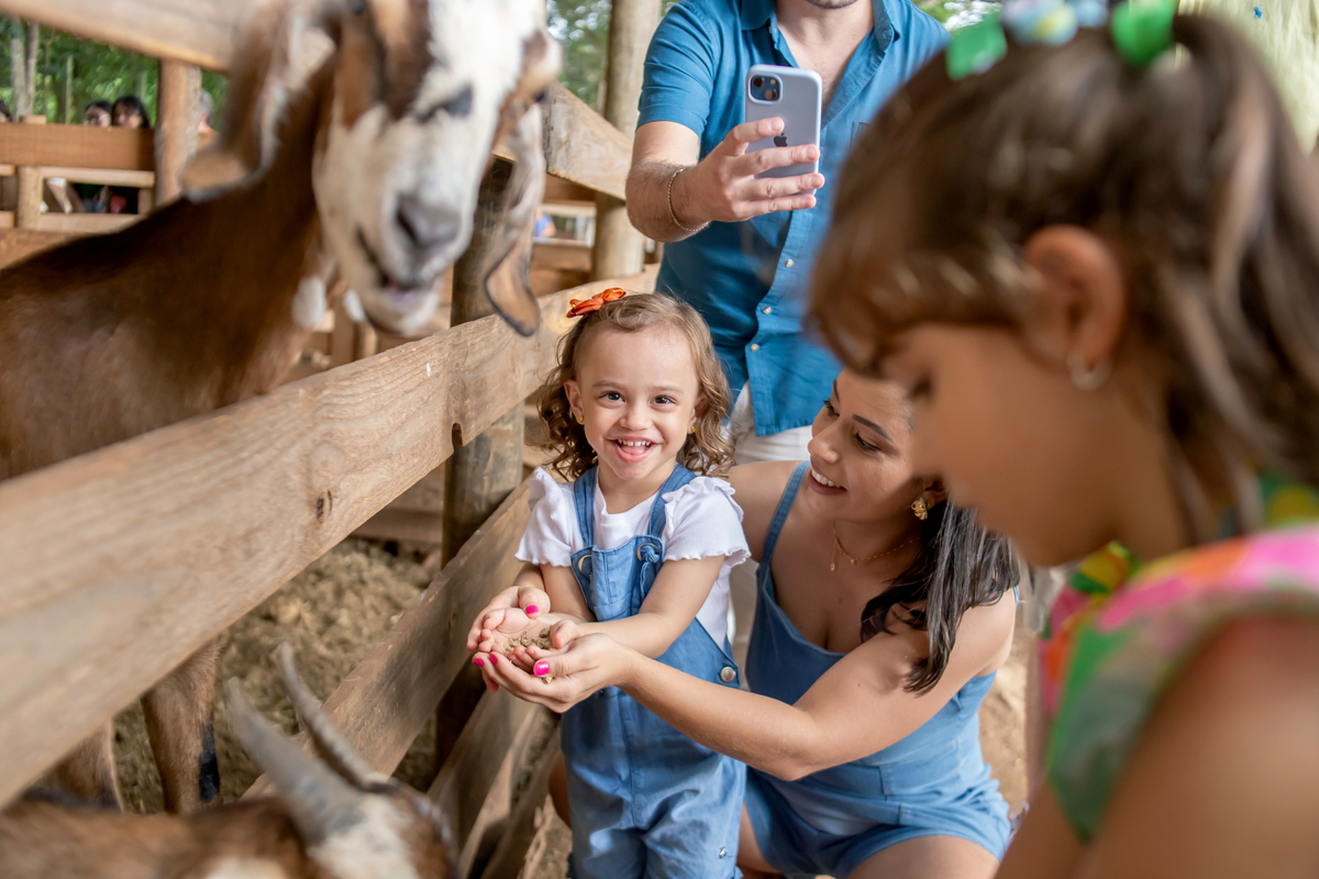 festa infantil em uberlandia
salao de festa em uberlandia
ensaio smash the cake uberlandia
fotografos uberlandia
ensaio infantil uberlandia 
studio fotografico araguari
ensaio fazendinha
smash the cake fazendinha
local para festa uberlandia
lkays