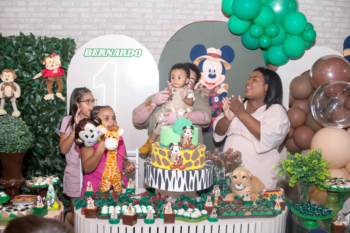 festa infantil uberlandia
salao de festas uberlandia
fotografa de festa uberlandia
fotografa infantil uberlandia
ensaio 1 aninho uberlandia
ensaio bebe uberlandia
smash the cake uberlandia
fotografos uberlandia
fotografa uberlandia
book uberlandia
çapso