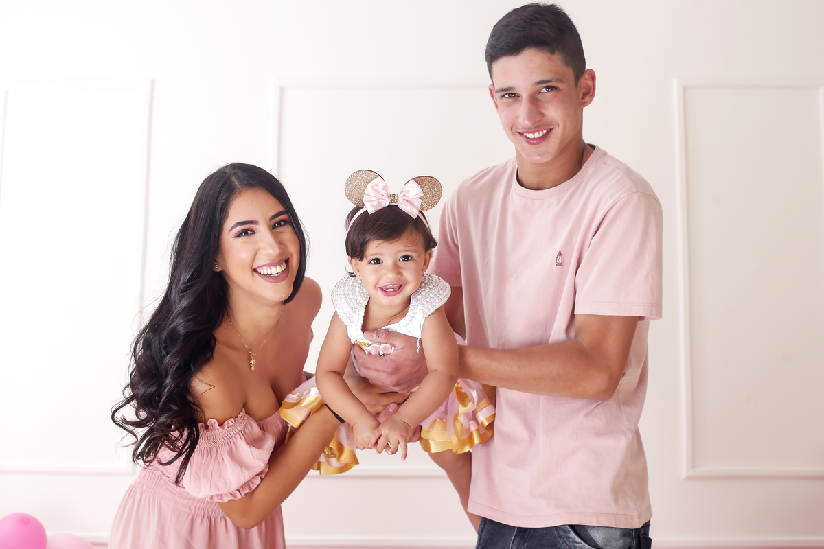 enxoval bebê Uberlândia 
ensaio infantil 
smash the cake 
estúdio fotográfico Uberlândia 
stúdio fotográfico Uberlândia 
festa infantil 
fotográfos Uberlândia 
smash the cake Uberlândia 
fofo ensaio 
ensaio gestante uberlândia
ensaio familia 