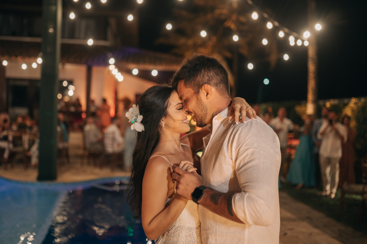 Primeira dança dos noivos.