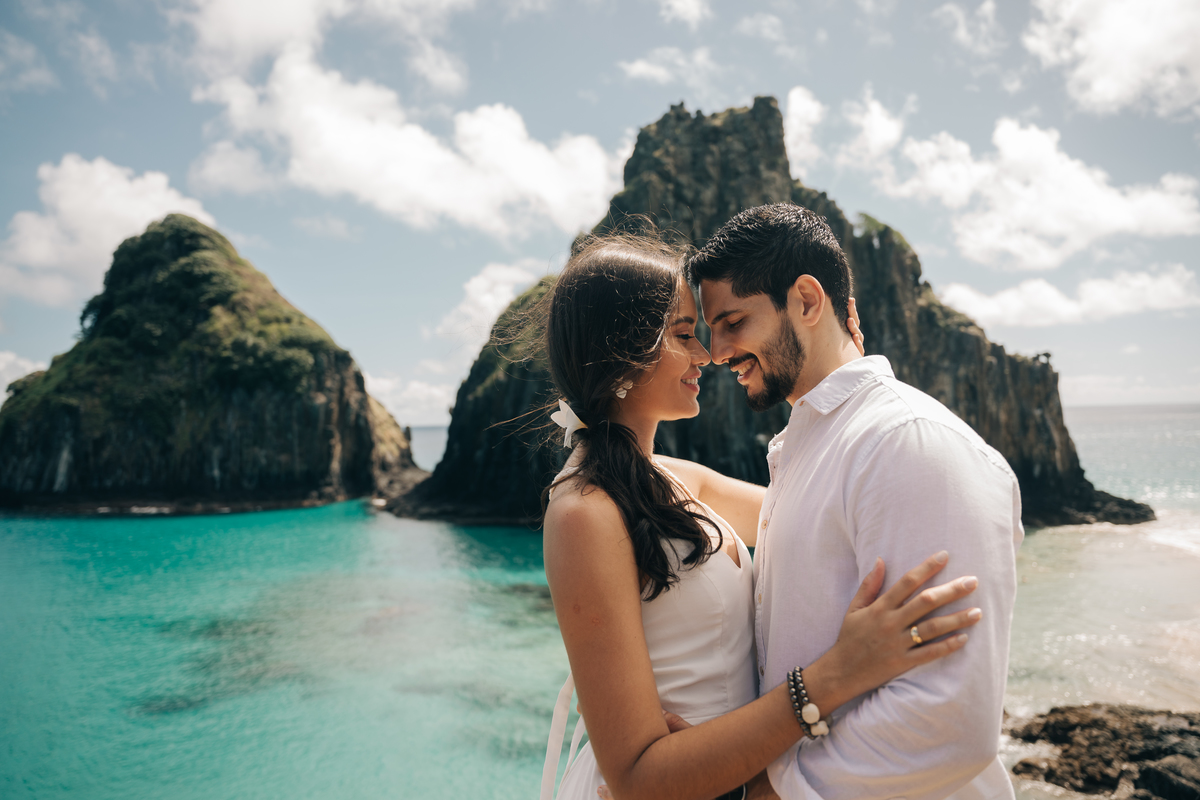 Ensaio de casal em Fernando de Noronha.